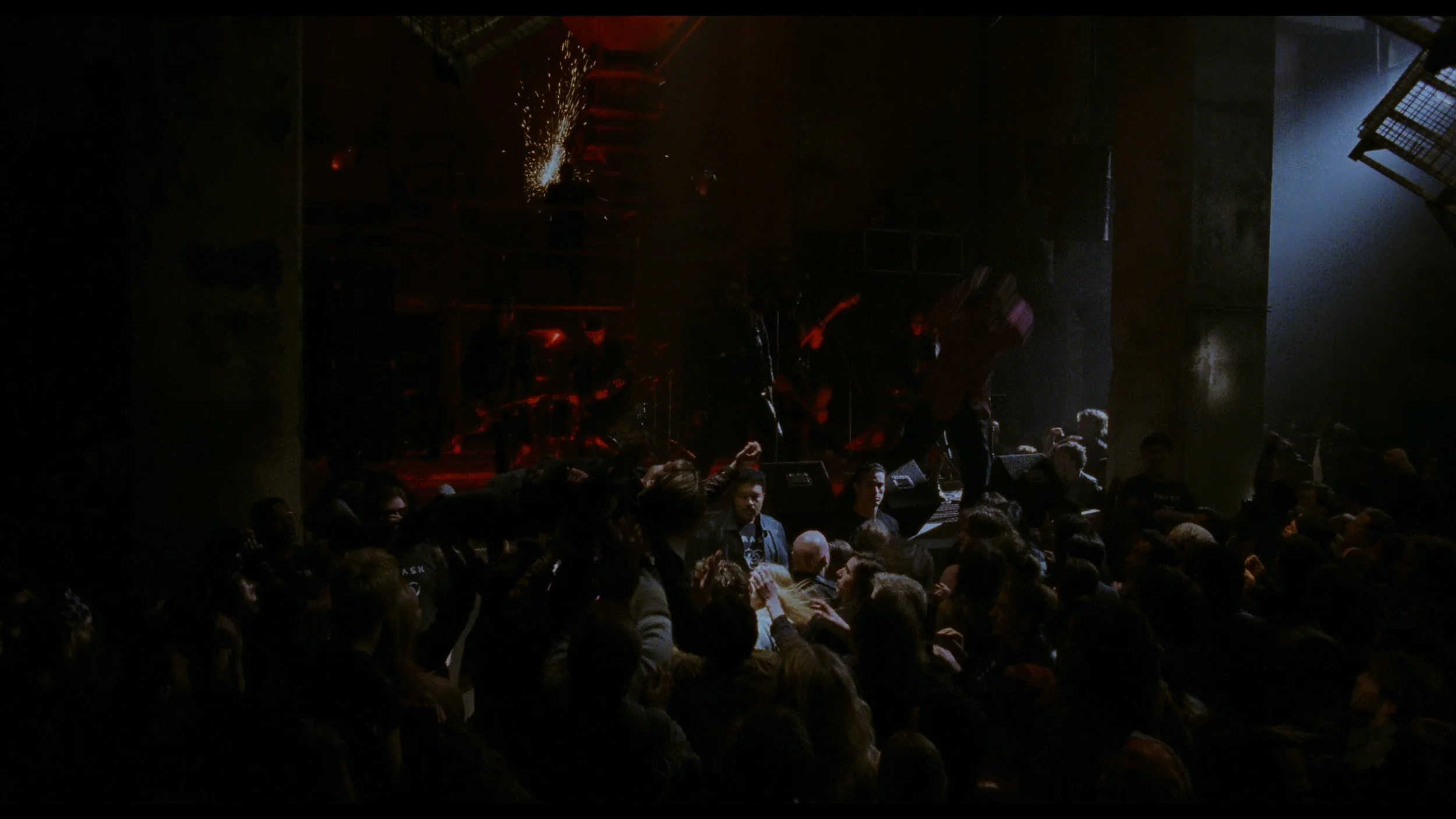 The Crow (Remastered)_t00.mkv_20260516_005759.955.jpg