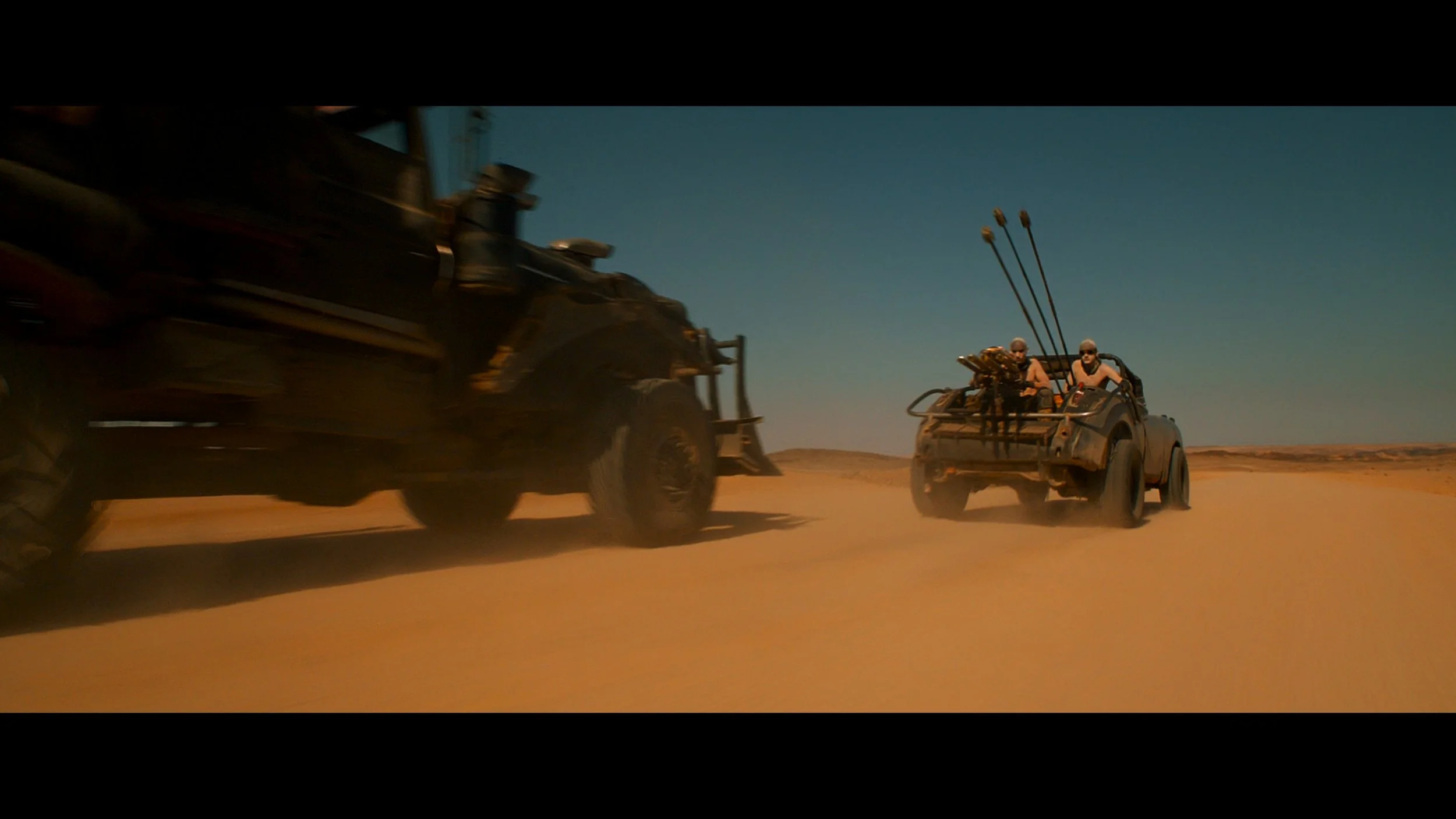 Mad Max- Fury Road_t02.mkv_20260526_112259.753.jpg