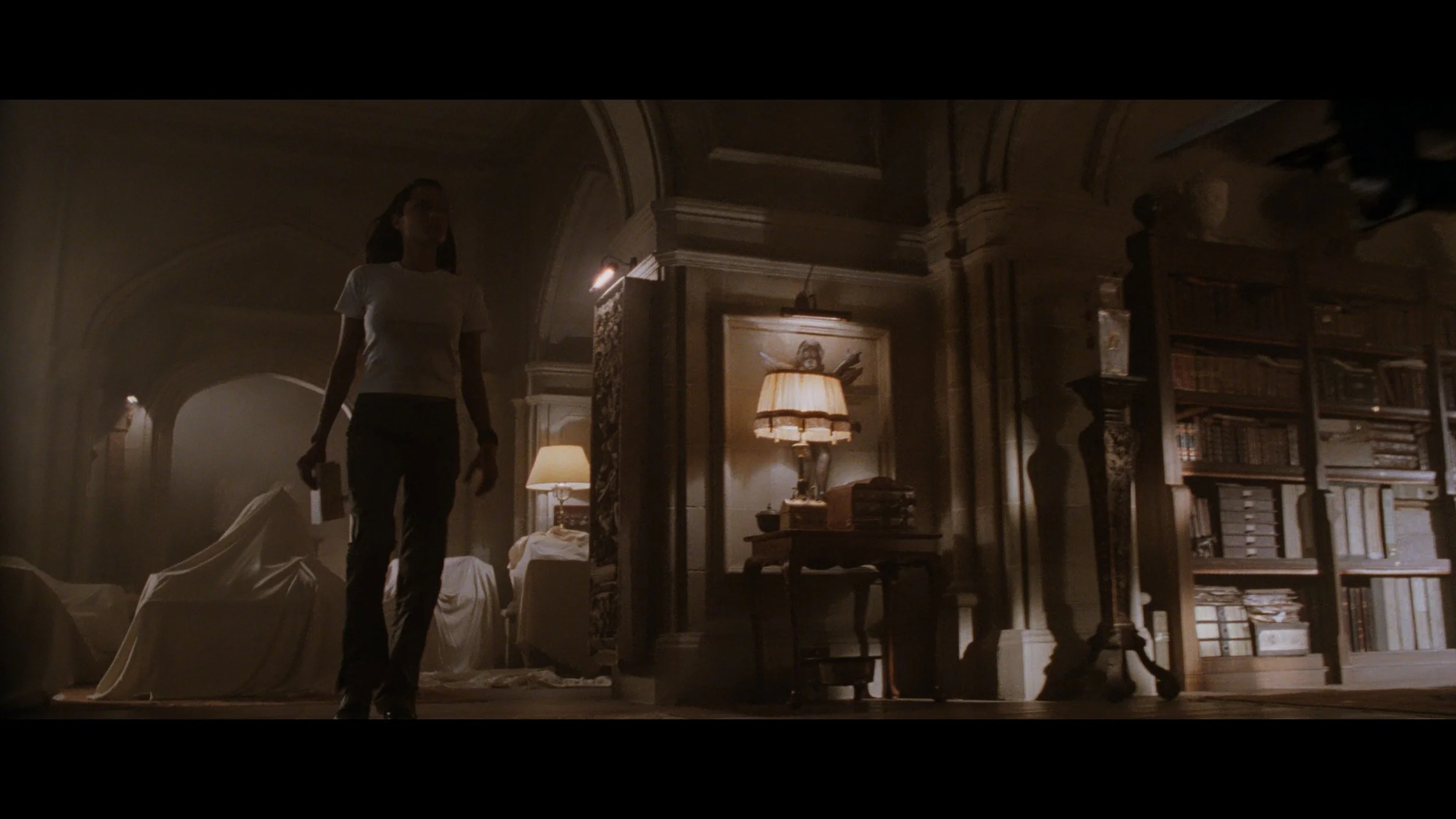 Lara Croft- Tomb Raider_t00.mkv_20260511_130702.932.jpg
