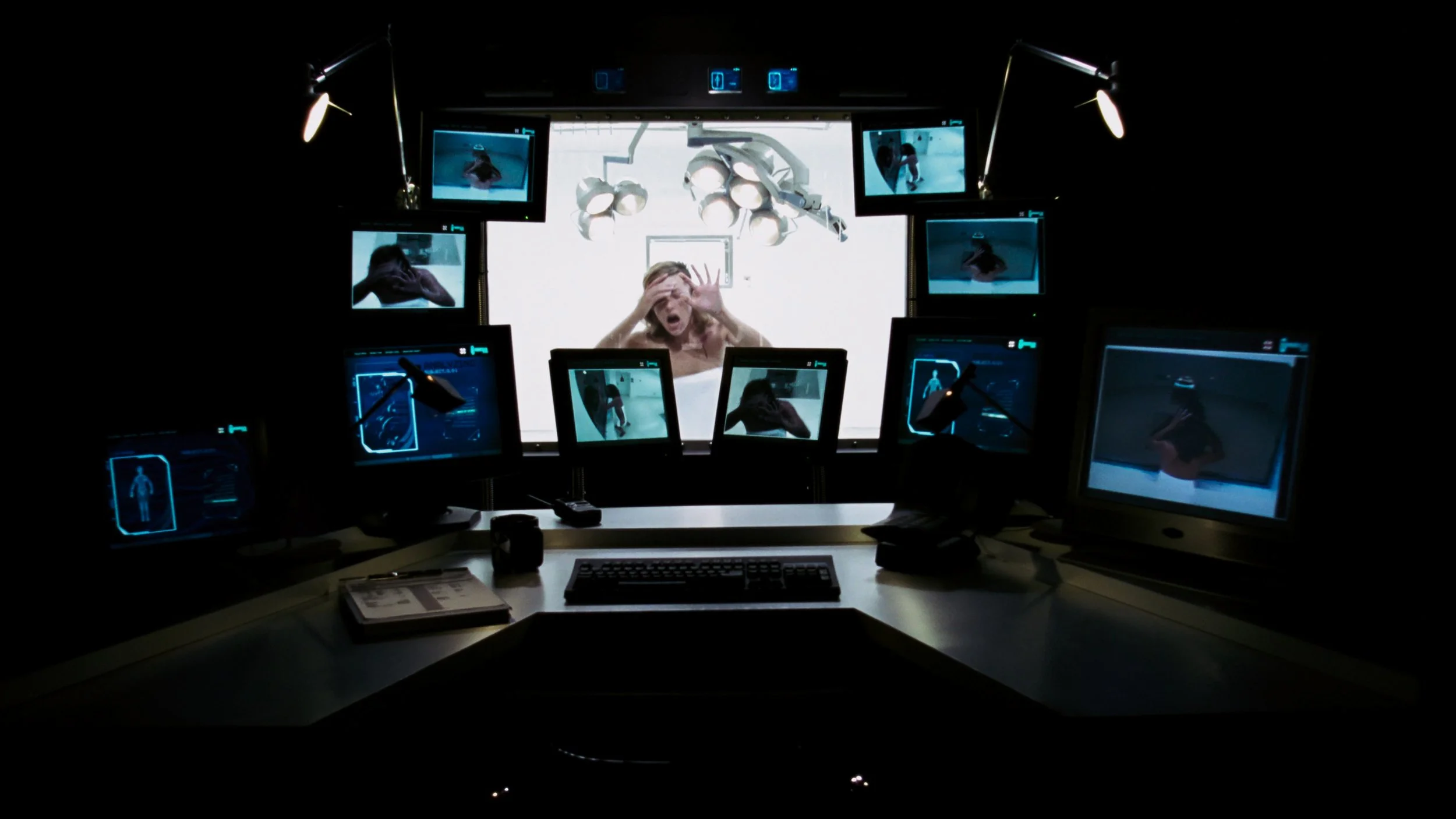Resident Evil_t00.mkv_20260514_132718.564.jpg