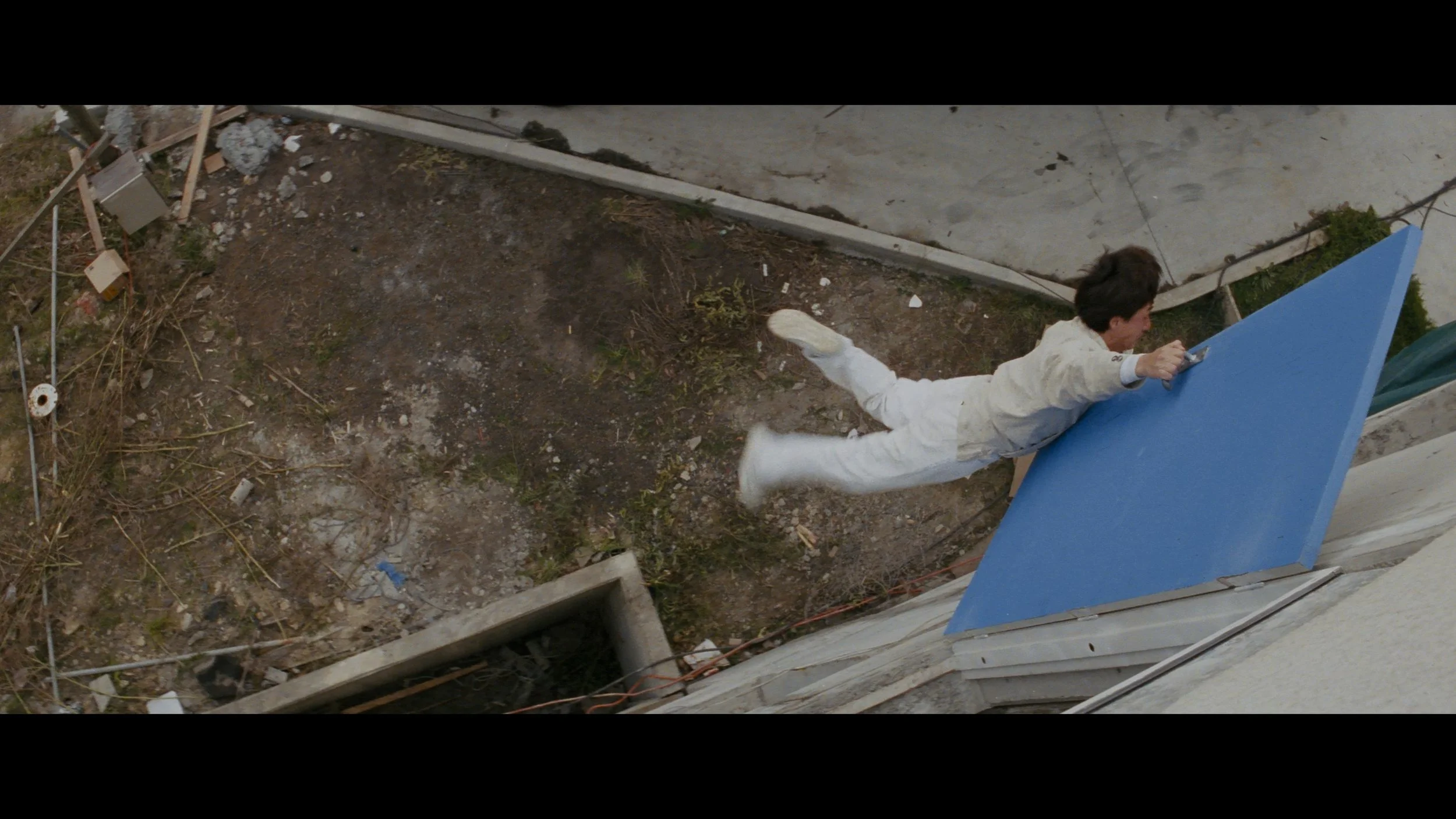 Mr. Nice Guy (1997) 1990s, Dangling 