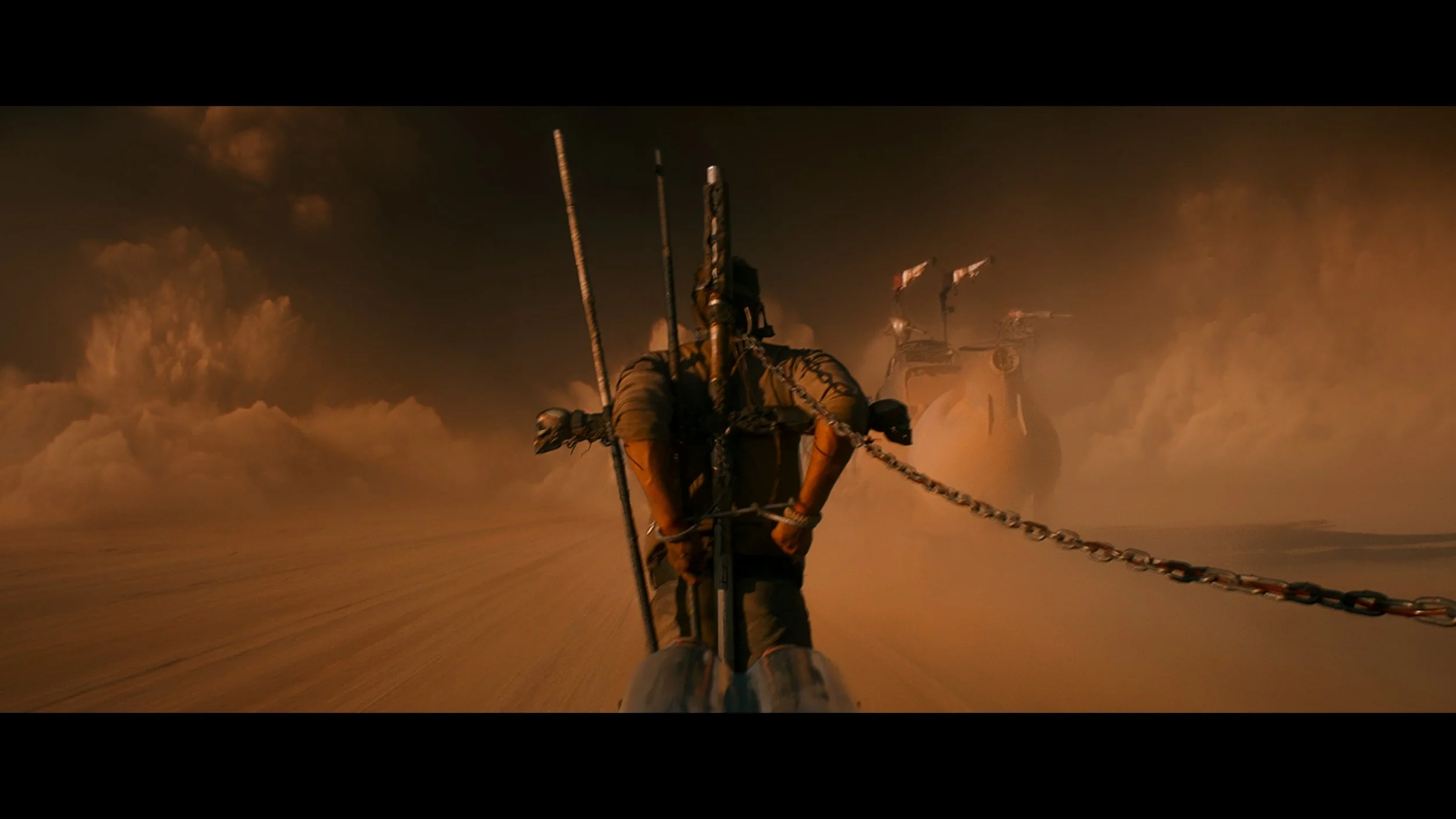 Mad Max- Fury Road_t02.mkv_20260526_112650.689.jpg