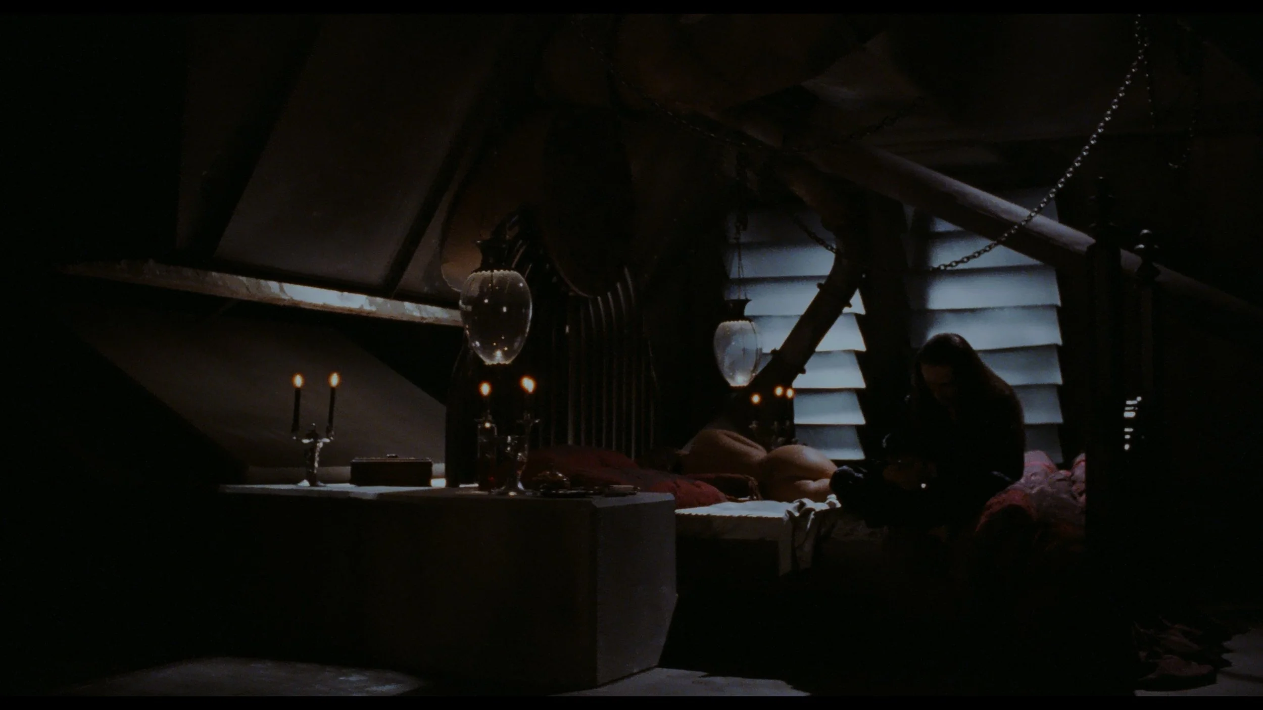 The Crow (Remastered)_t00.mkv_20260516_004500.488.jpg