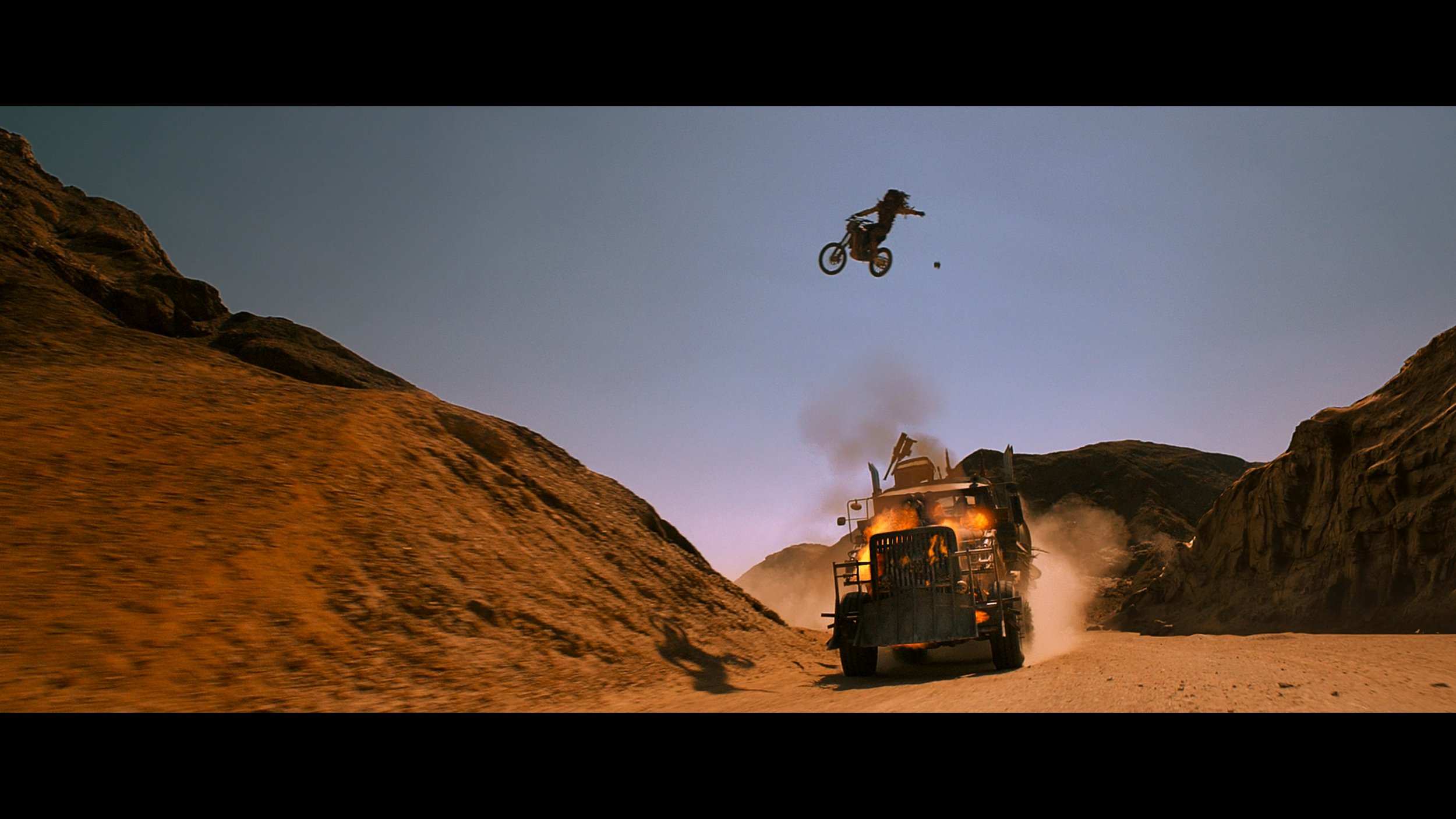 Mad Max- Fury Road_t02.mkv_20260526_113217.615.jpg