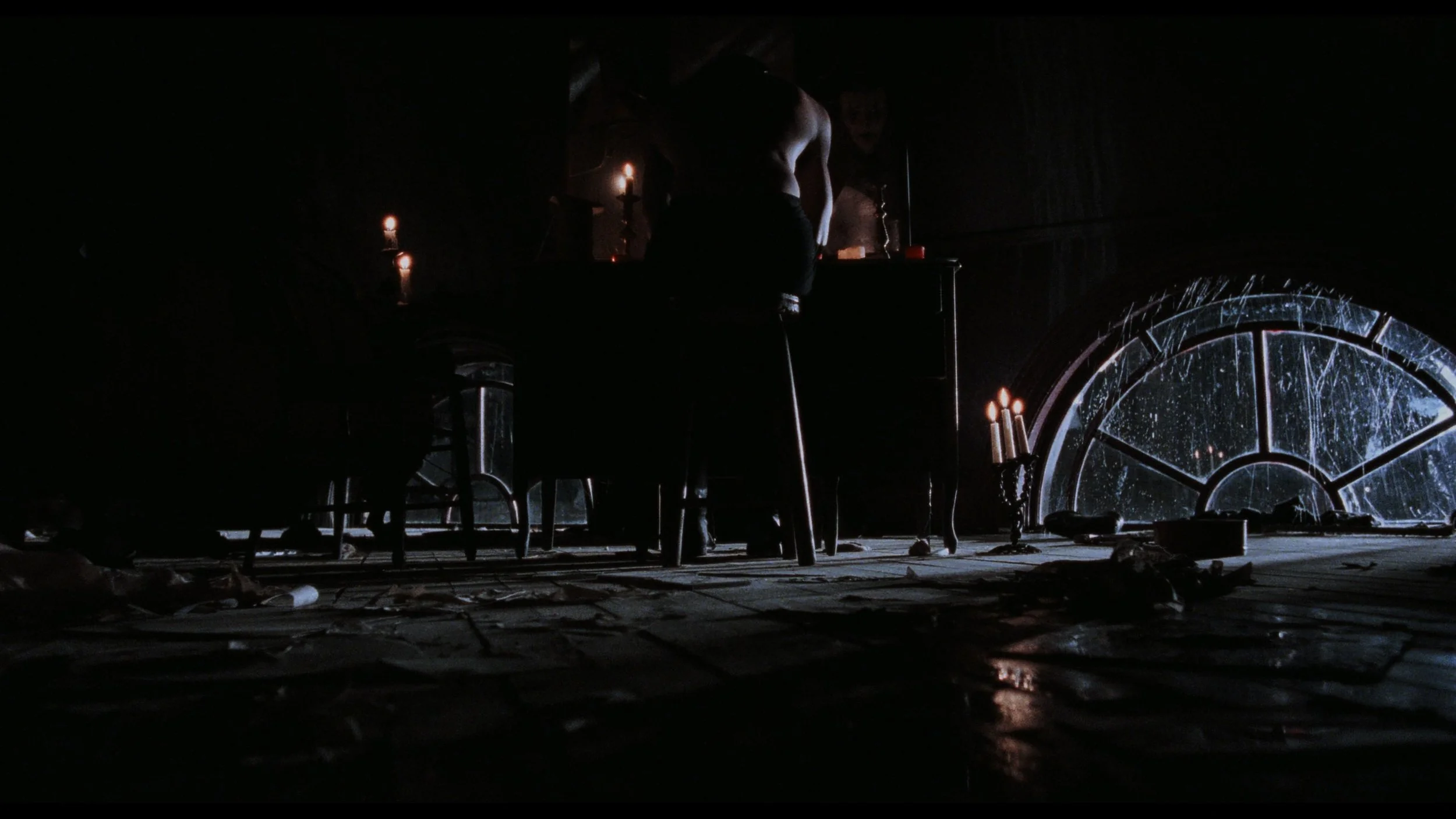 The Crow (Remastered)_t00.mkv_20260516_004114.283.jpg