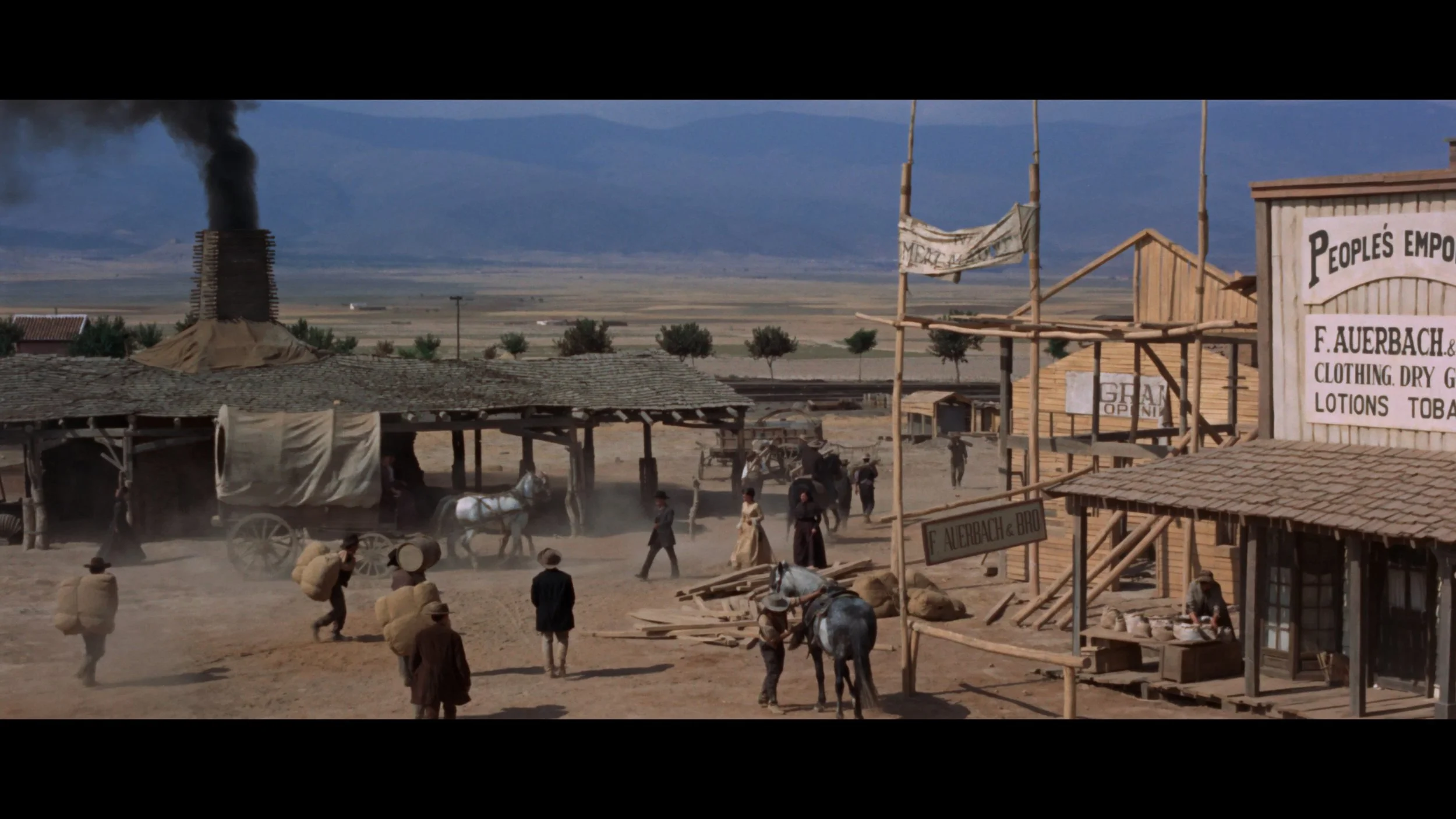 Once Upon a Time in the West_t00.mkv_20260903_174329.897.jpg