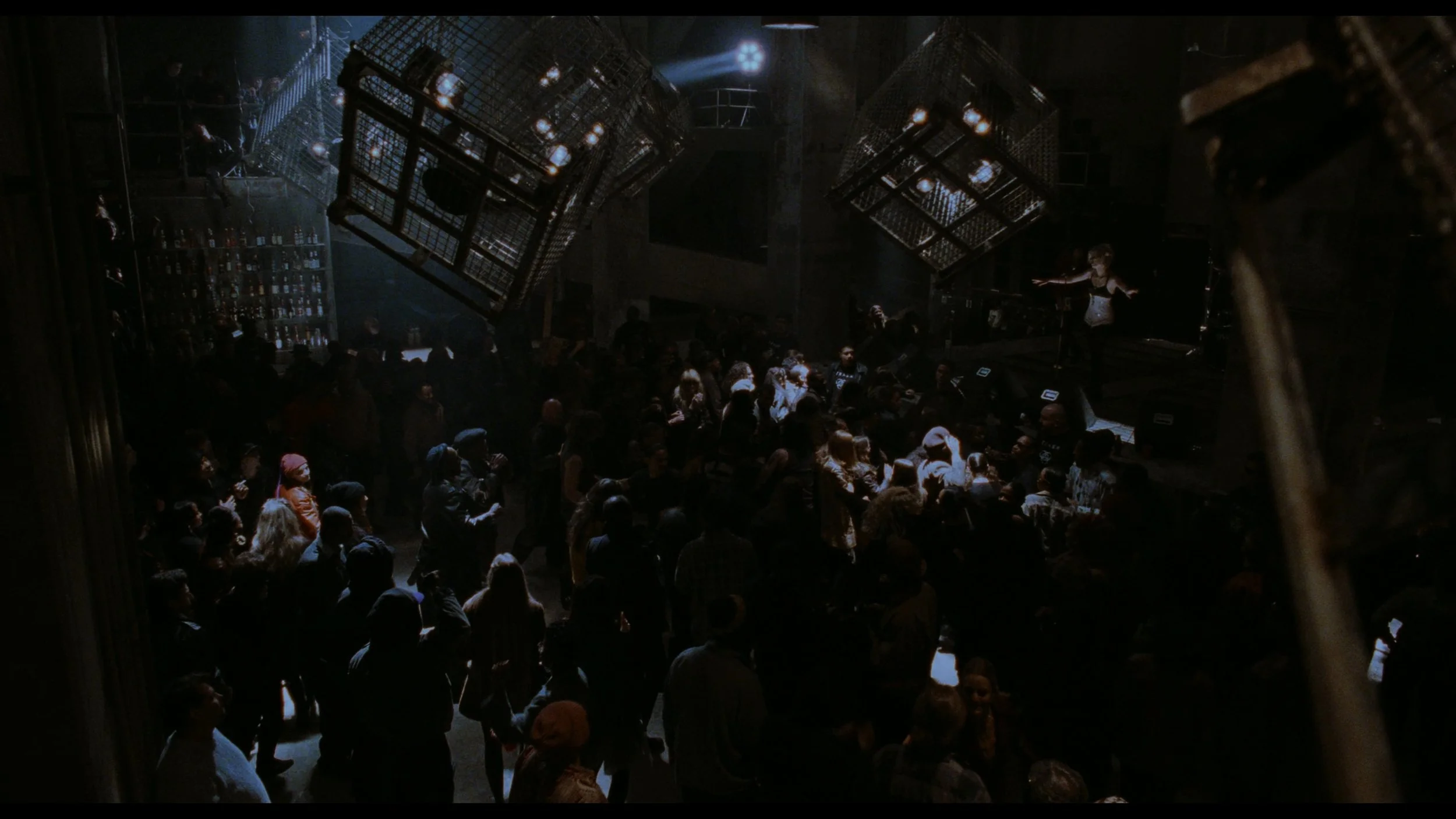 The Crow (Remastered)_t00.mkv_20260516_004437.795.jpg