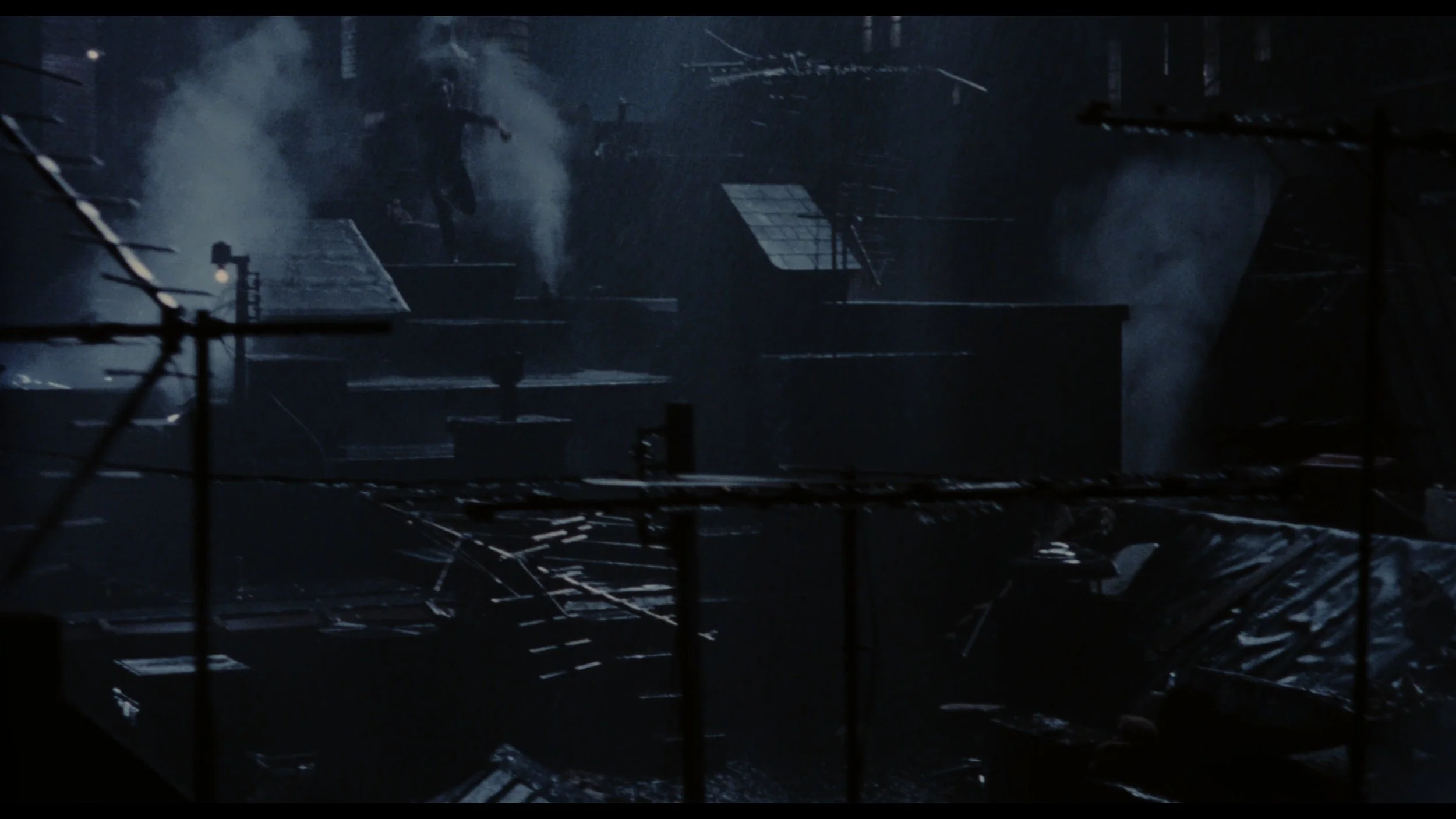 The Crow (Remastered)_t00.mkv_20260516_004307.440.jpg