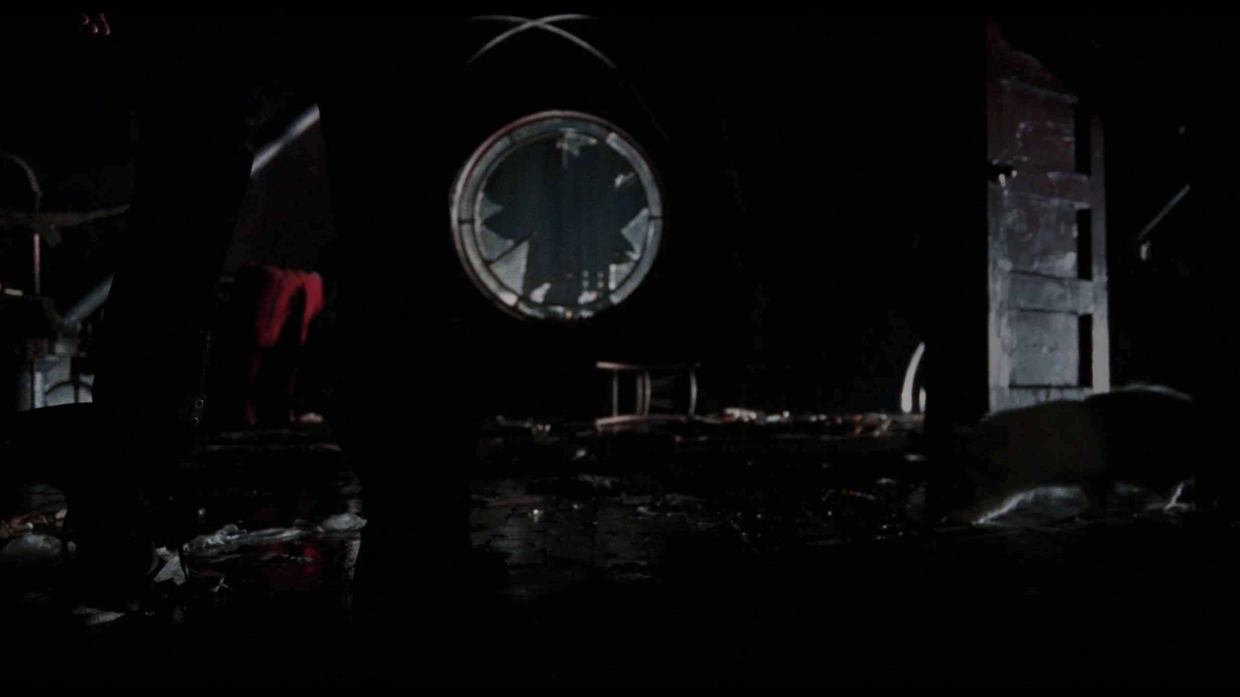 The Crow (Remastered)_t00.mkv_20260516_003850.100.jpg