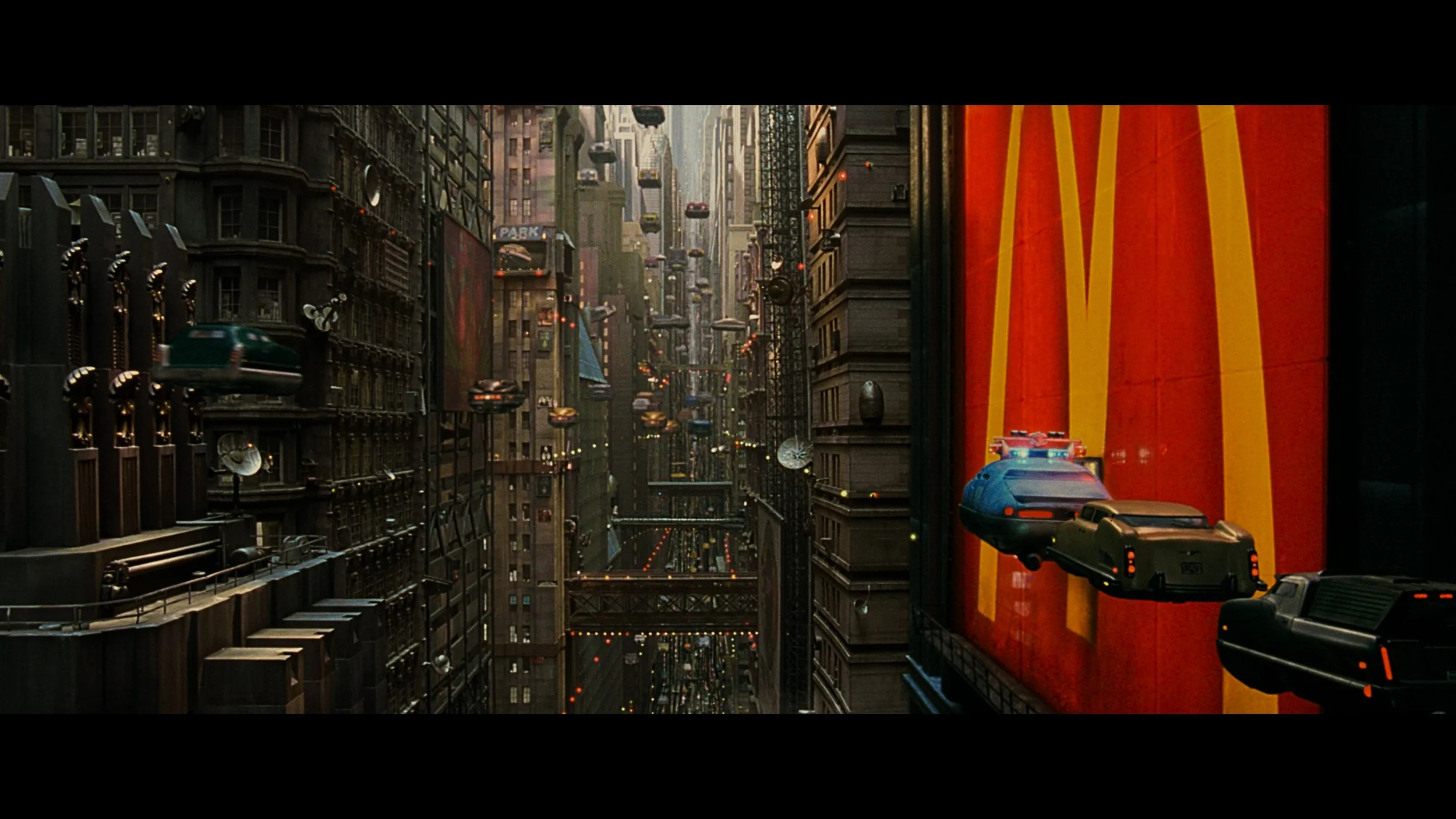 The Fifth Element - 4K UHD_t00.mkv_20260524_151200.707.jpg