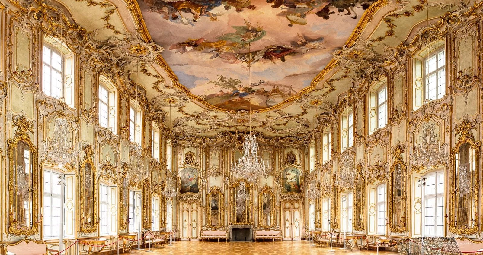 Rococo style for interior design
