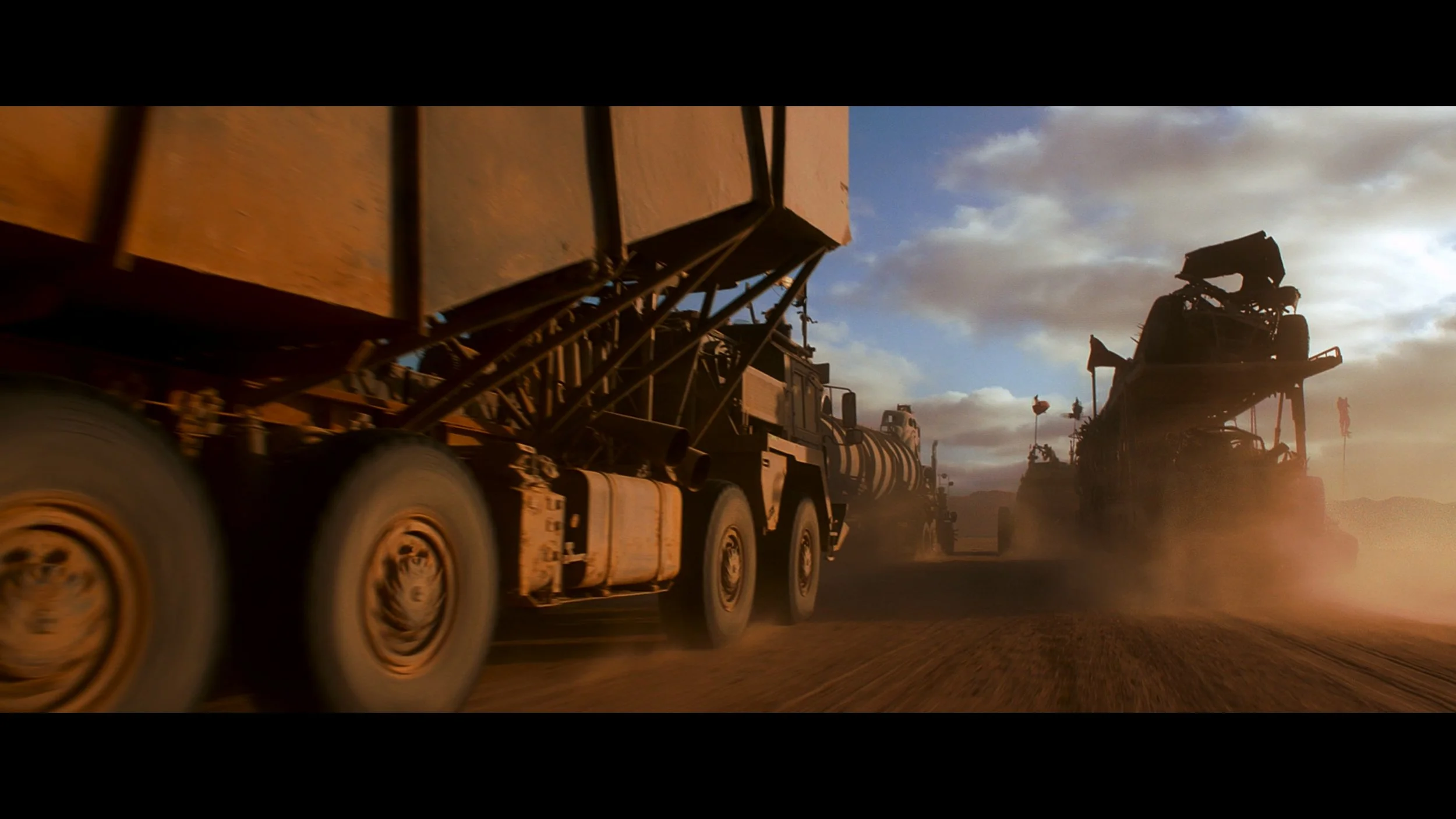 Mad Max- Fury Road_t02.mkv_20260526_114200.872.jpg