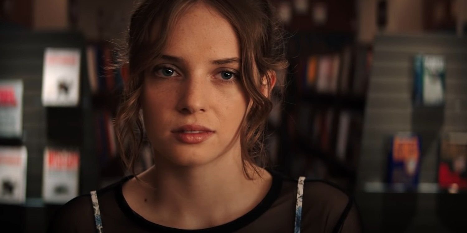 fear-street-maya-hawke-as-heather.jpeg