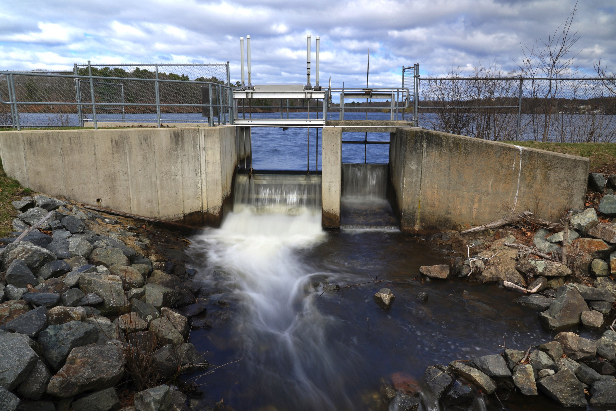 spillwayLE1.jpg