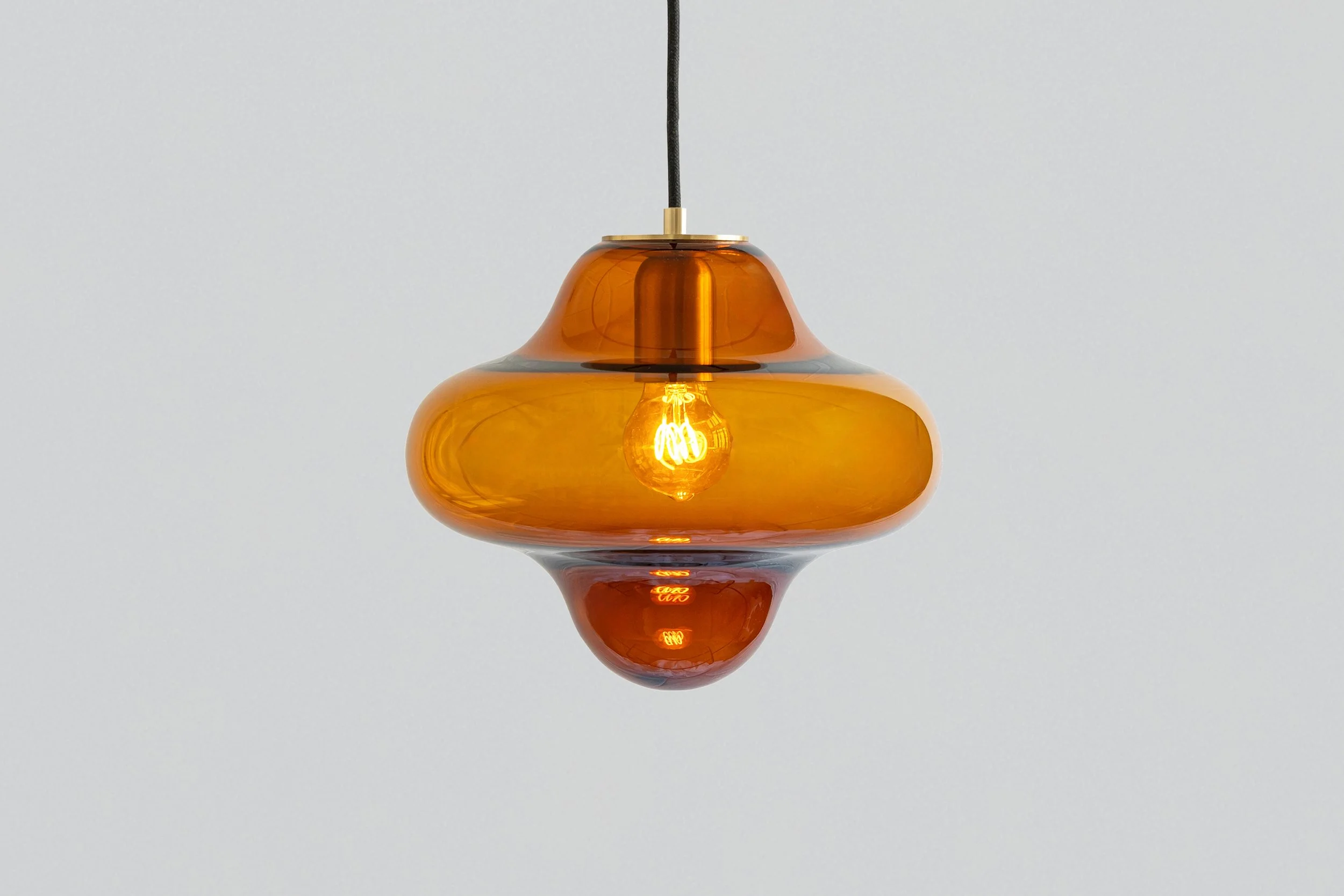 Marshmallow lamp_COGNAC.jpg