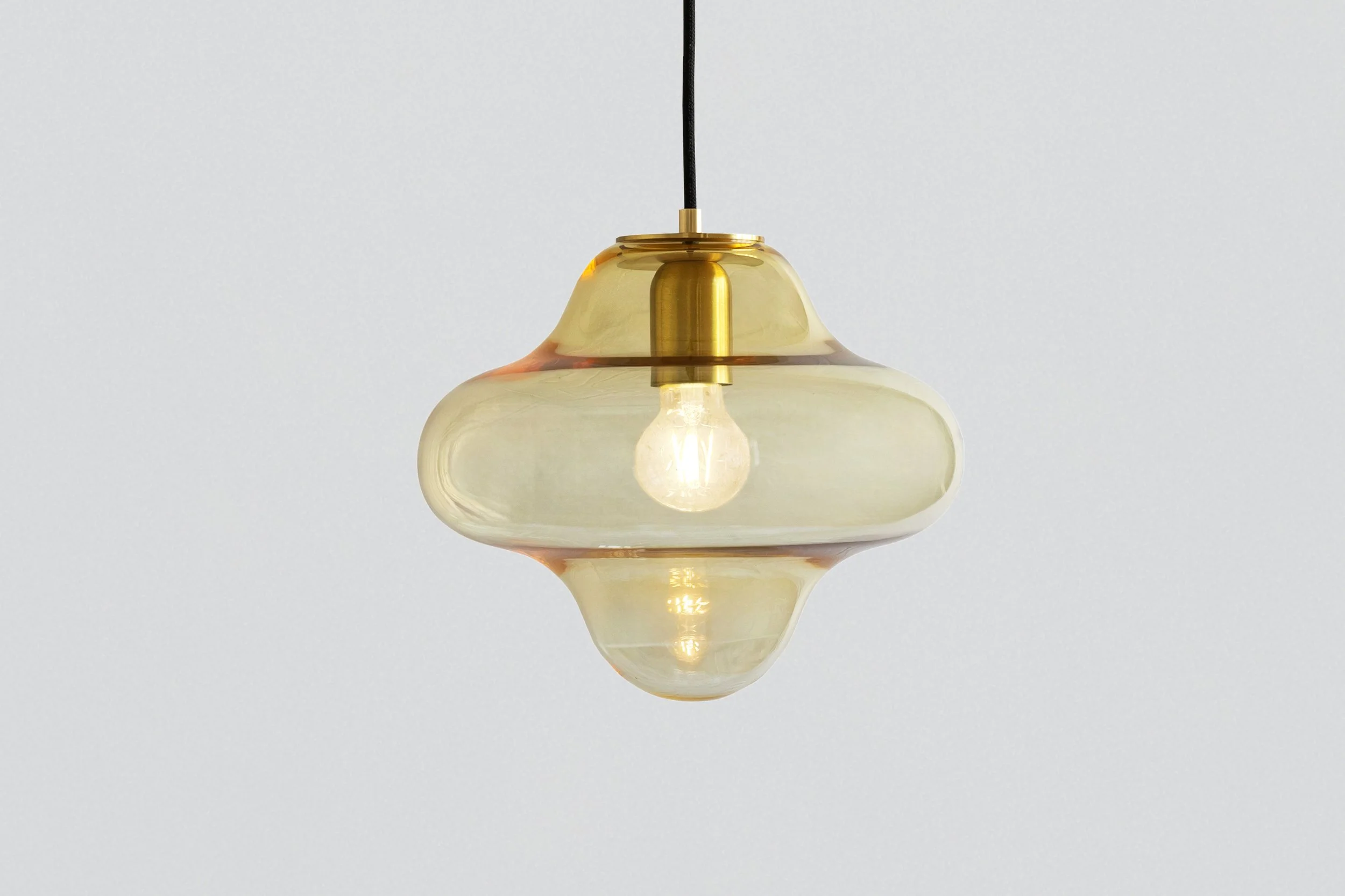 Marshmallow lamp-7693_CHAMPAGNE.jpg