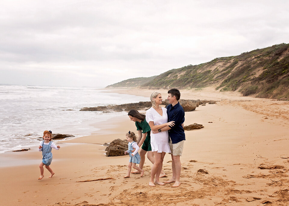 Family photo shoot Geelong on Beach