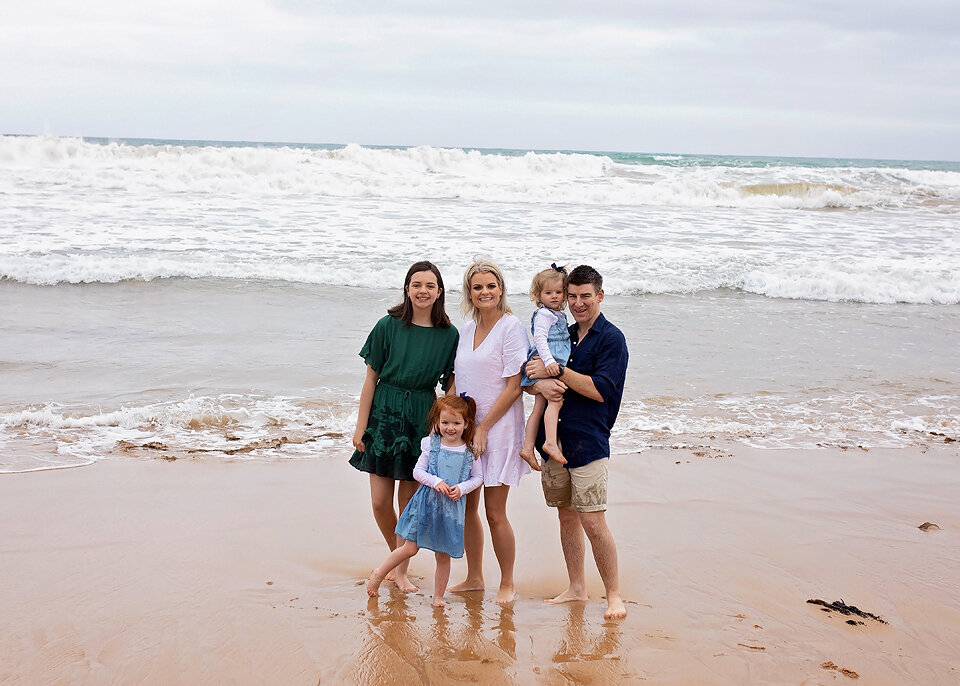 Family photo shoot Geelong on Beach