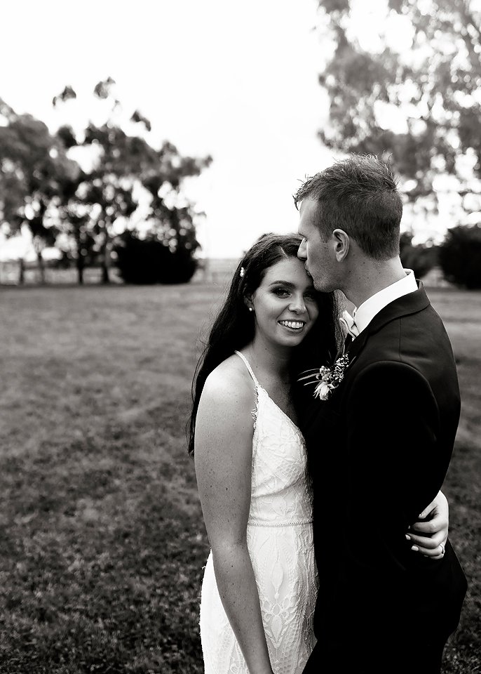 black and white wedding photographer 