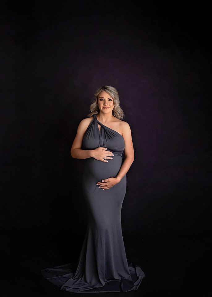 Maternity session Geelong, grey dress 