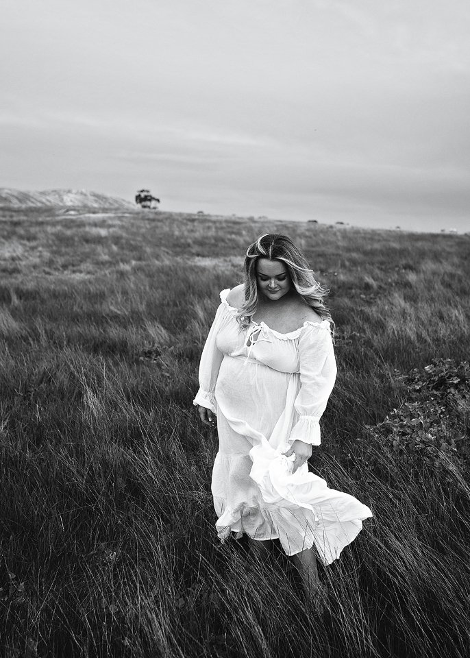 boho maternity photo white dress Geelong 