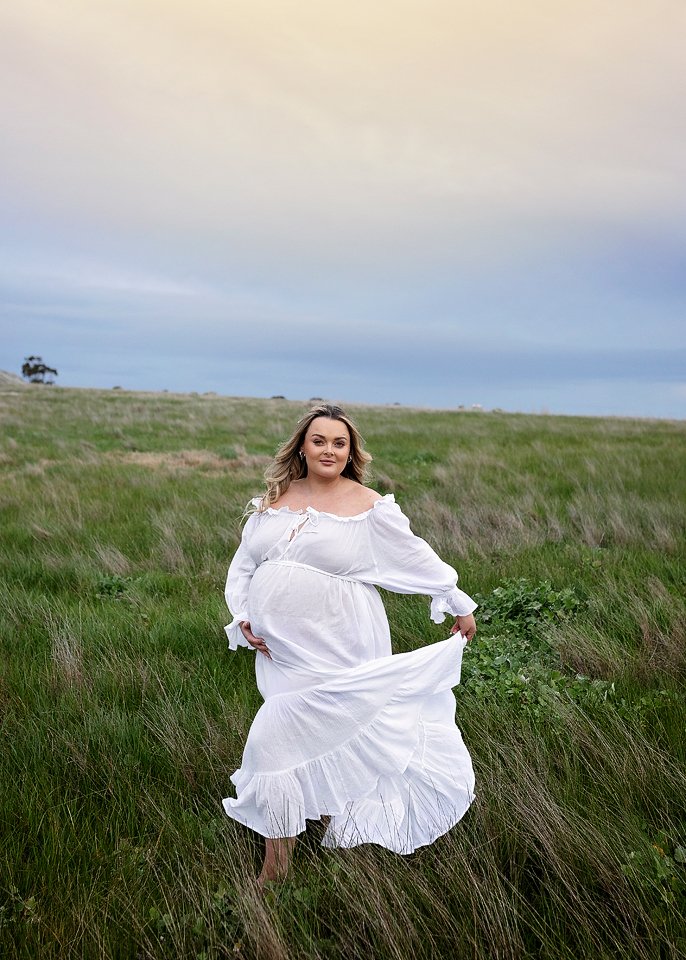 boho maternity photo white dress Geelong 