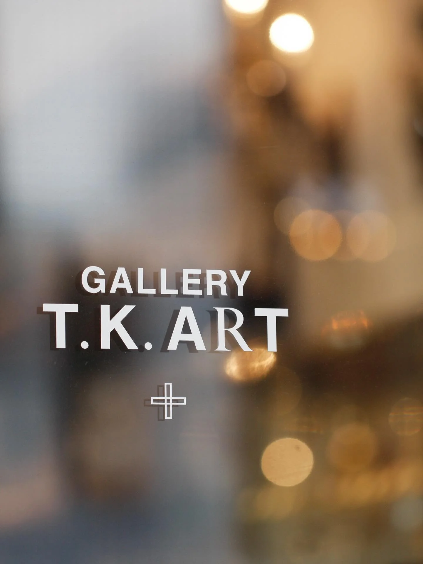 ・
心斎橋の GALLERY T.K. Art @gallerytkart は、
15年前に姉妹ブランド @sevenlyseven を
最初に迎えてくれた場所。

そのご縁のまま、
four seven nineもブランドスタート時から
ずっと一緒に歩んでくれています。

フランスアンティークと現代アートが並ぶ空間で、
four seven nineのジュエリーを
大阪で唯一、常設でご覧いただけます。

📍Gallery T.K. Art｜Shinsaibashi

#foursevenni