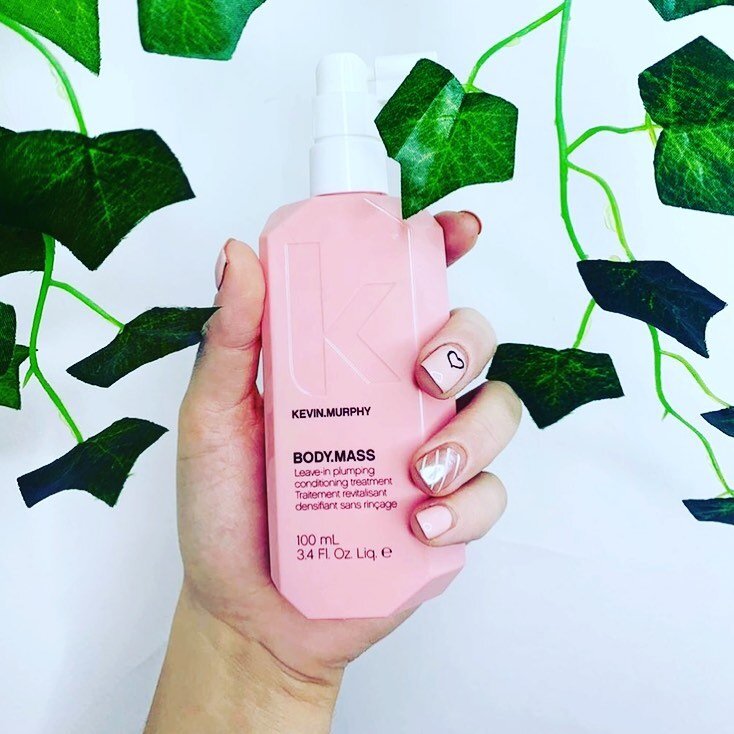 @kevinmurphyuk BODYMASS 

WHAT IS IT? A leave-in plumping treatment spray designed for fine, limp and thinning hair. Using the same technology used in eyelash thickening and lengthening, it helps to fortify each strand and stimulate hair growth, whil