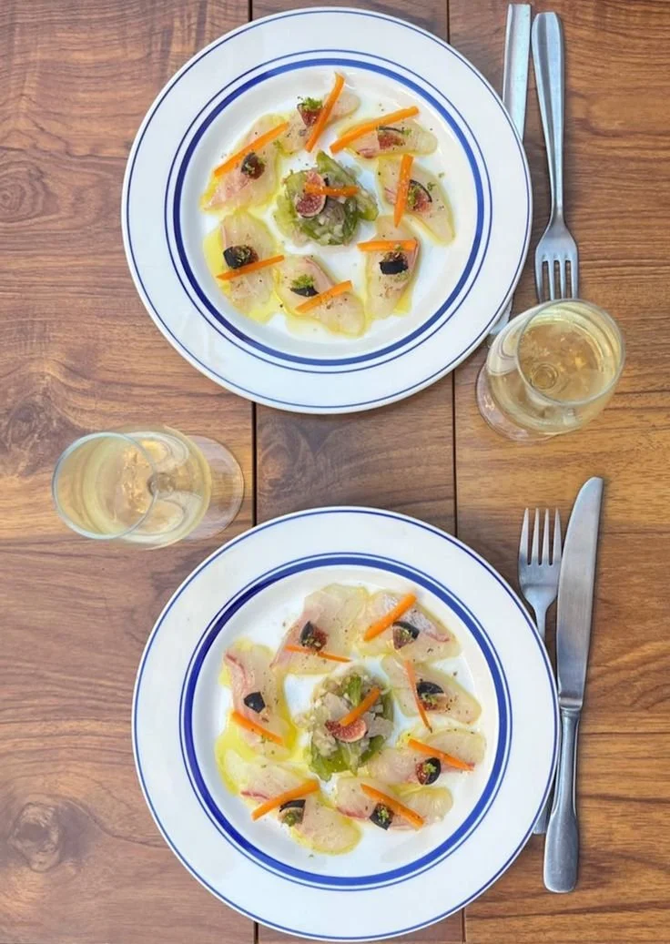 Vaisselle de seconde main pour ouverture de restaurant