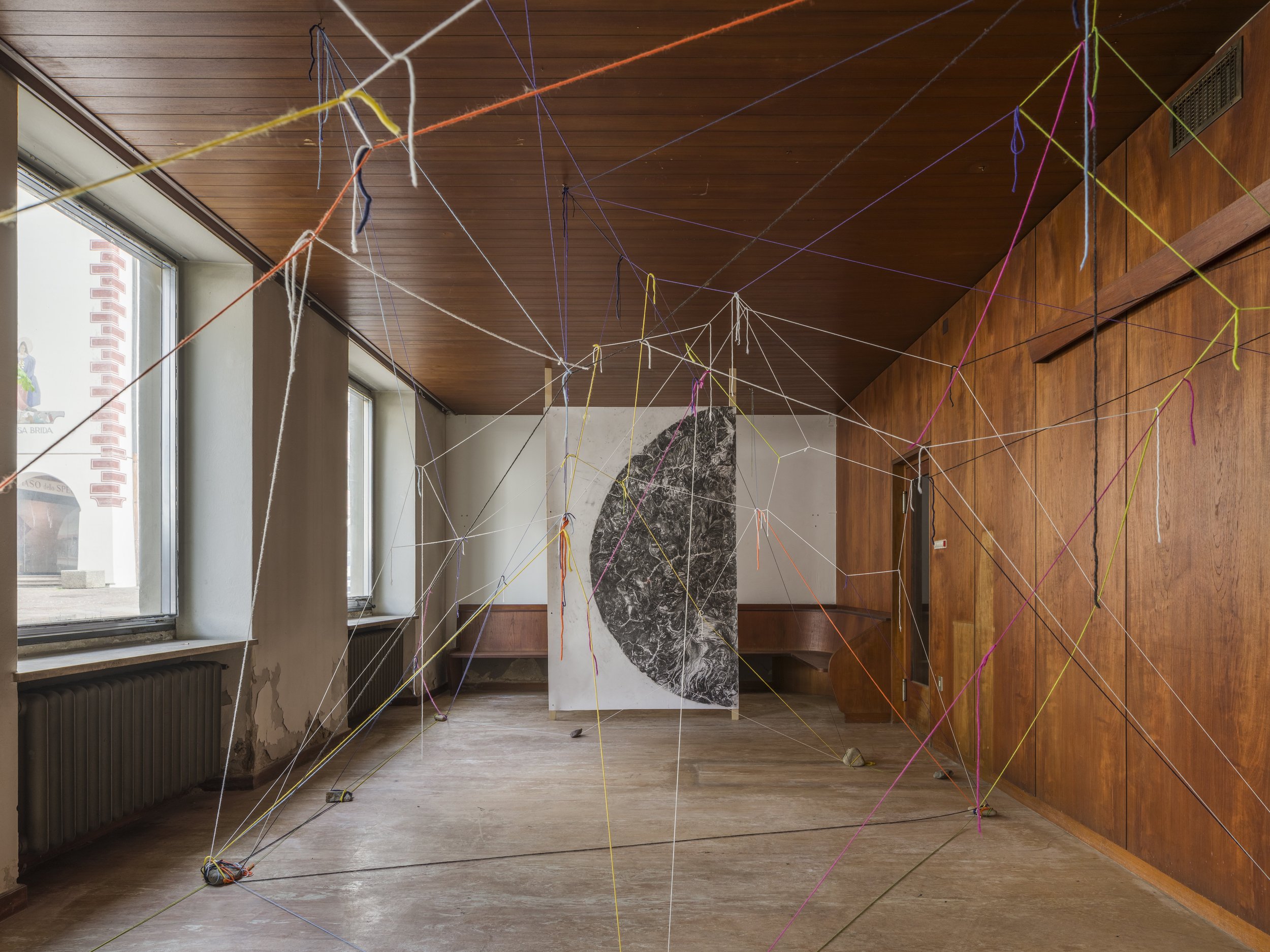 Michael Höpfner,
Plateau-A Walking Life, 2024. Installation - Silver Gelatine Prints, Drawings, Collages, Yarn. Variable Dimensions.
Commissioned by Biennale Gherdëina 9. Supported by La Boîte, Tunis. Photos by Tiberio Sorvillo