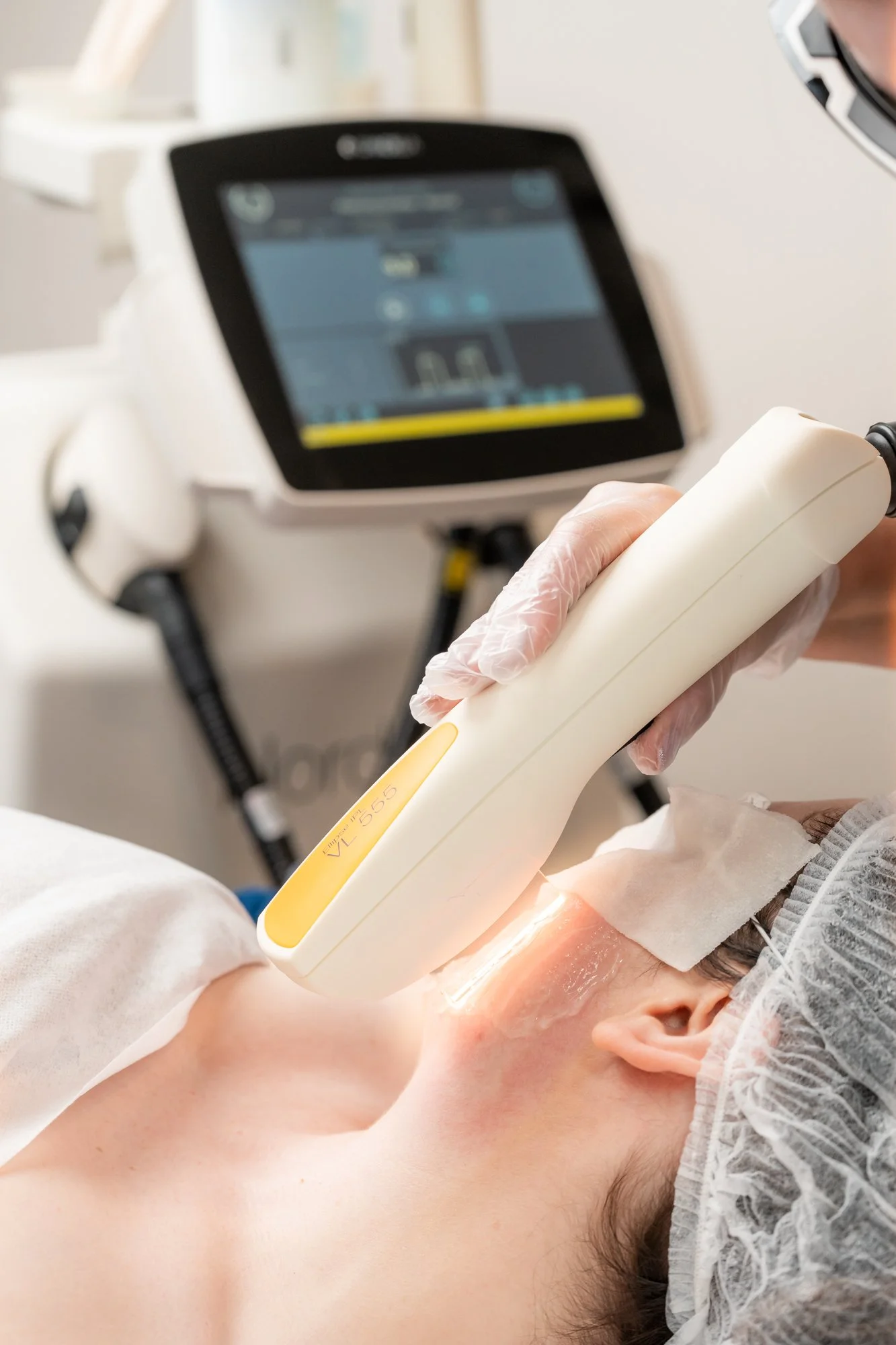 Touch-Glow-Facial-Trreatments-web-117.jpg