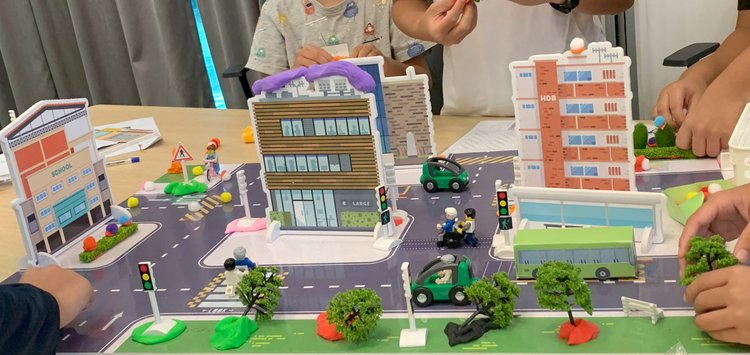 Miniature road safety city model used in a STEM design workshop for students
