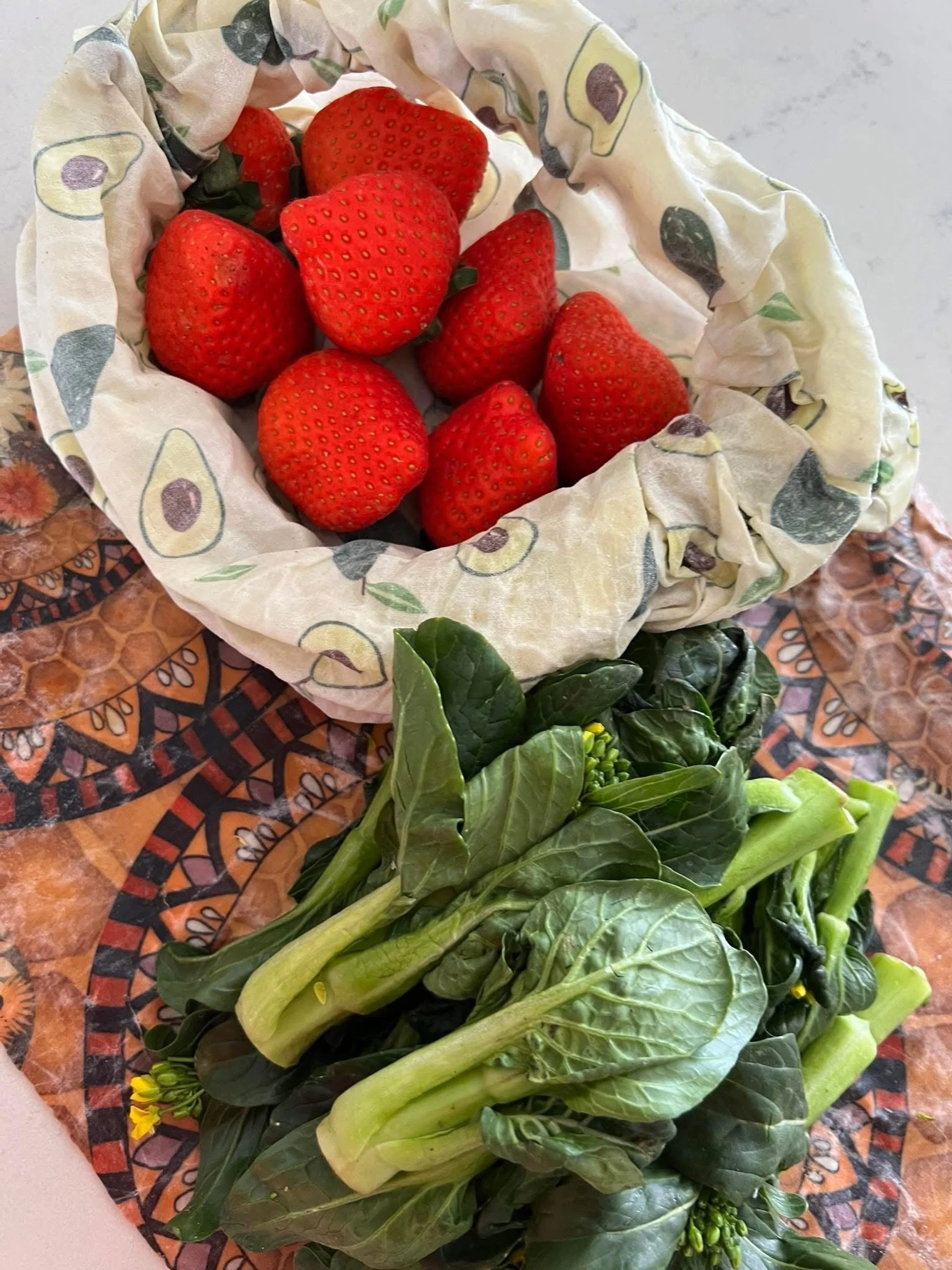 These strawberries stayed fresh in our beeswax wrap for 3 weeks.
No filters. No tricks. No kidding.

Less food waste.
Less plastic.
More freshness.

Ready to make the switch? 🌿

DM us to order.  #beeswaxwrap 
#reducefoodwaste 
#sustainableliving 
#z