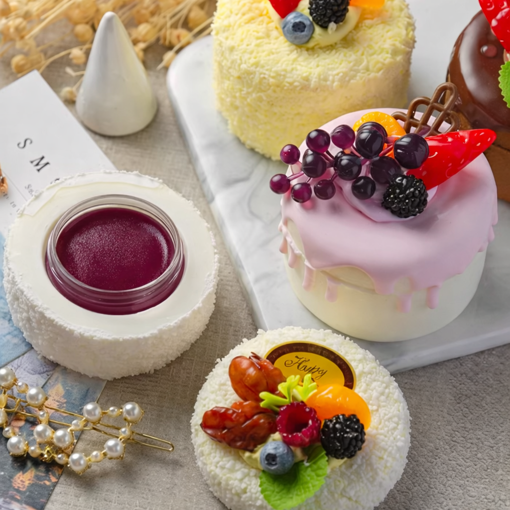 Mini pastry-inspired balm case decorated and filled with handmade balm for a Mother’s Day workshop