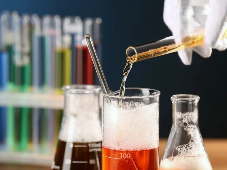 Little Chemist activity with beakers and colourful reactions for a school science workshop