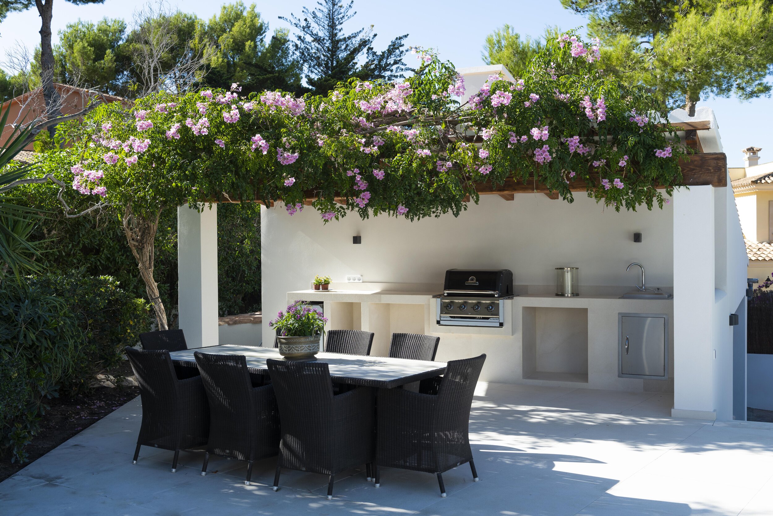 Poolside BBQ terrace and pergola with views
