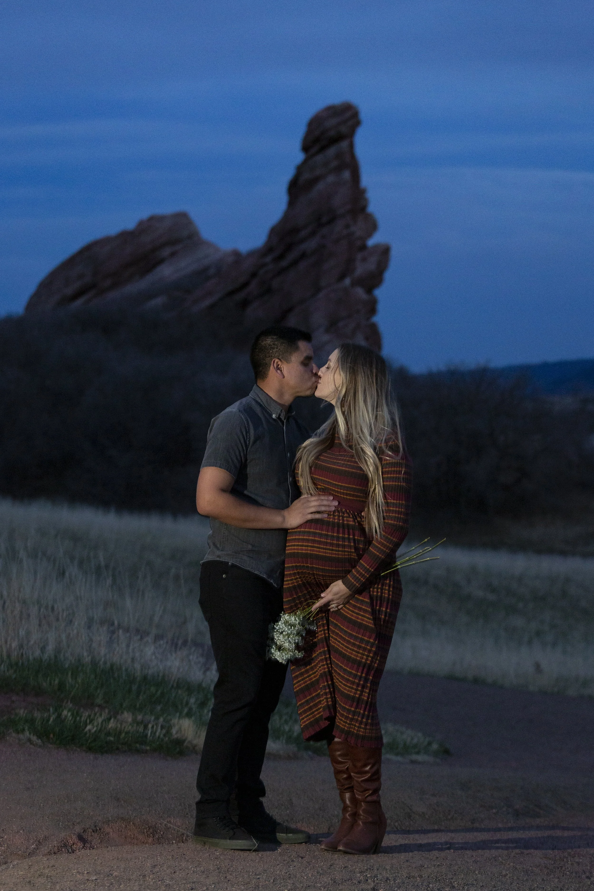 20220411_chelsie-maternity_coffenberry-kacey_059.jpg