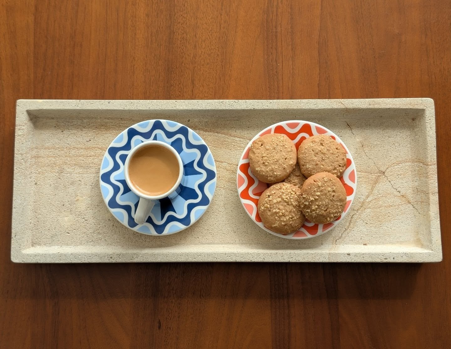 Flavors of the Mediterranean, just like Yiayia&rsquo;s kitchen. Our Baklava Bites are buttery, nutty, and just sweet enough, perfect with your morning coffee or afternoon break. 🇬🇷☕🍪 #elonafoods #baklavabites #mediterraneanmoments