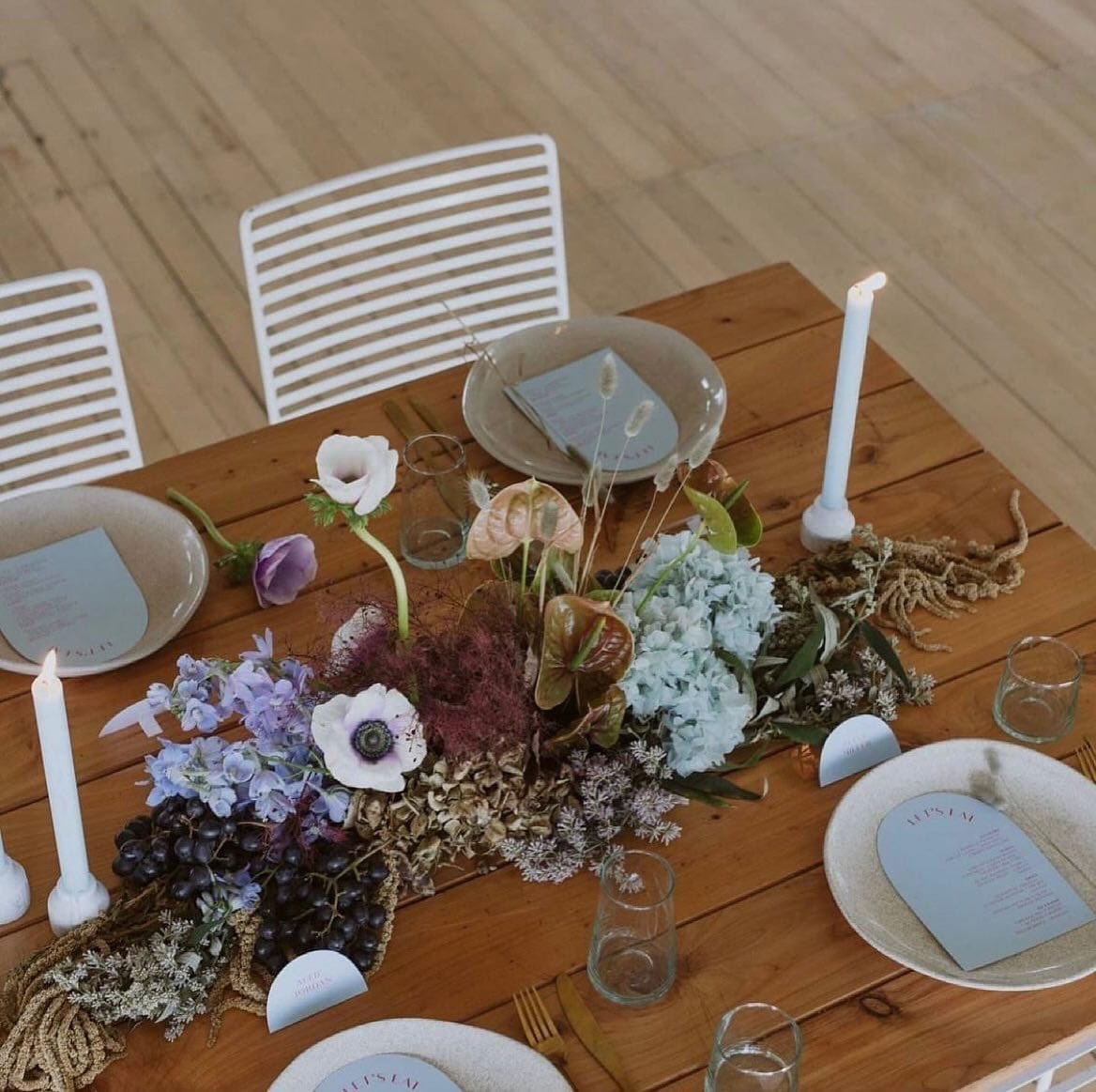Magic moments on our beloved trestles 

Florals @floralstylistco 
Stationery @heyloladesign