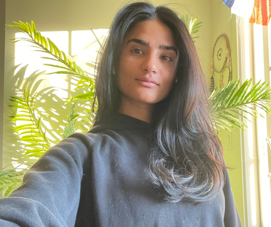 Picture of successful ICF Level 2 Life Coach who received her Life Coach Certification from Born To Coach Training Academy.