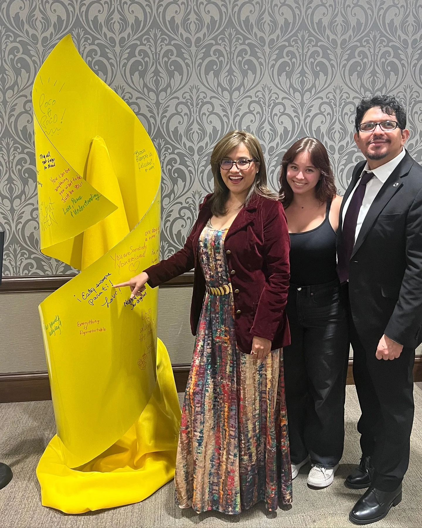 &iexcl;Gracias! @nashvillehispanicchamber for including &ldquo;Palabras De Esperanza&rdquo; community art project in your 2024 Awards ceremony during Hispanic Heritage Month at @belmontu 🎨🎉

&ldquo;Palabras De Esperanza. Words Of Hope&rdquo;
is a s