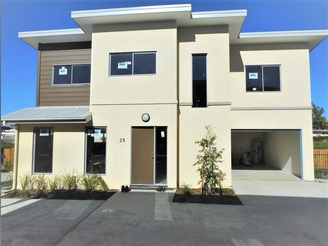 281k Townhouse with 6.8% Yield