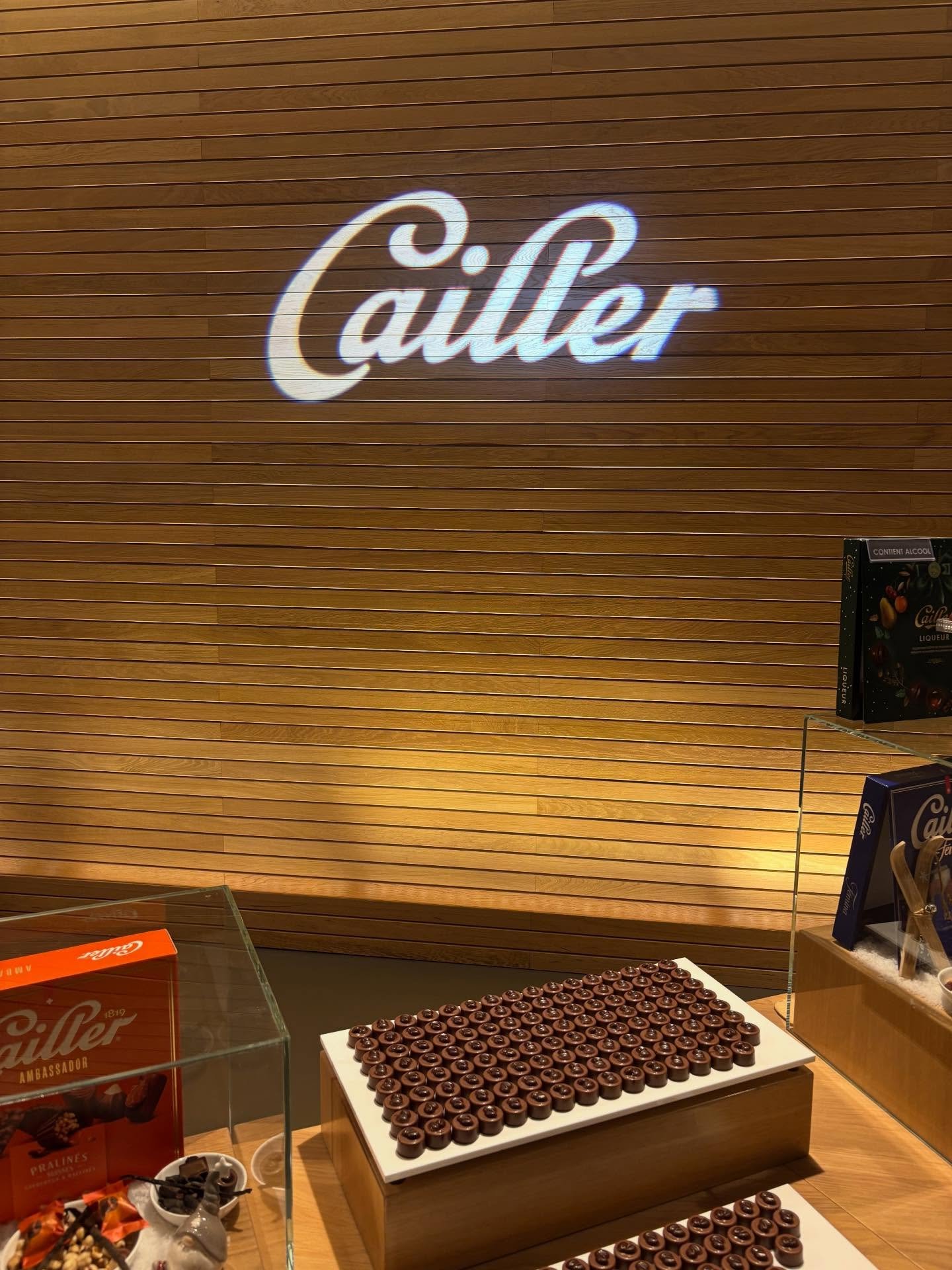 🍫

#typography #font #fontnerd #design #designinreallife #switzerland #cailler #chocolate #chocolatelover #chocolatefactory #swisschocolate