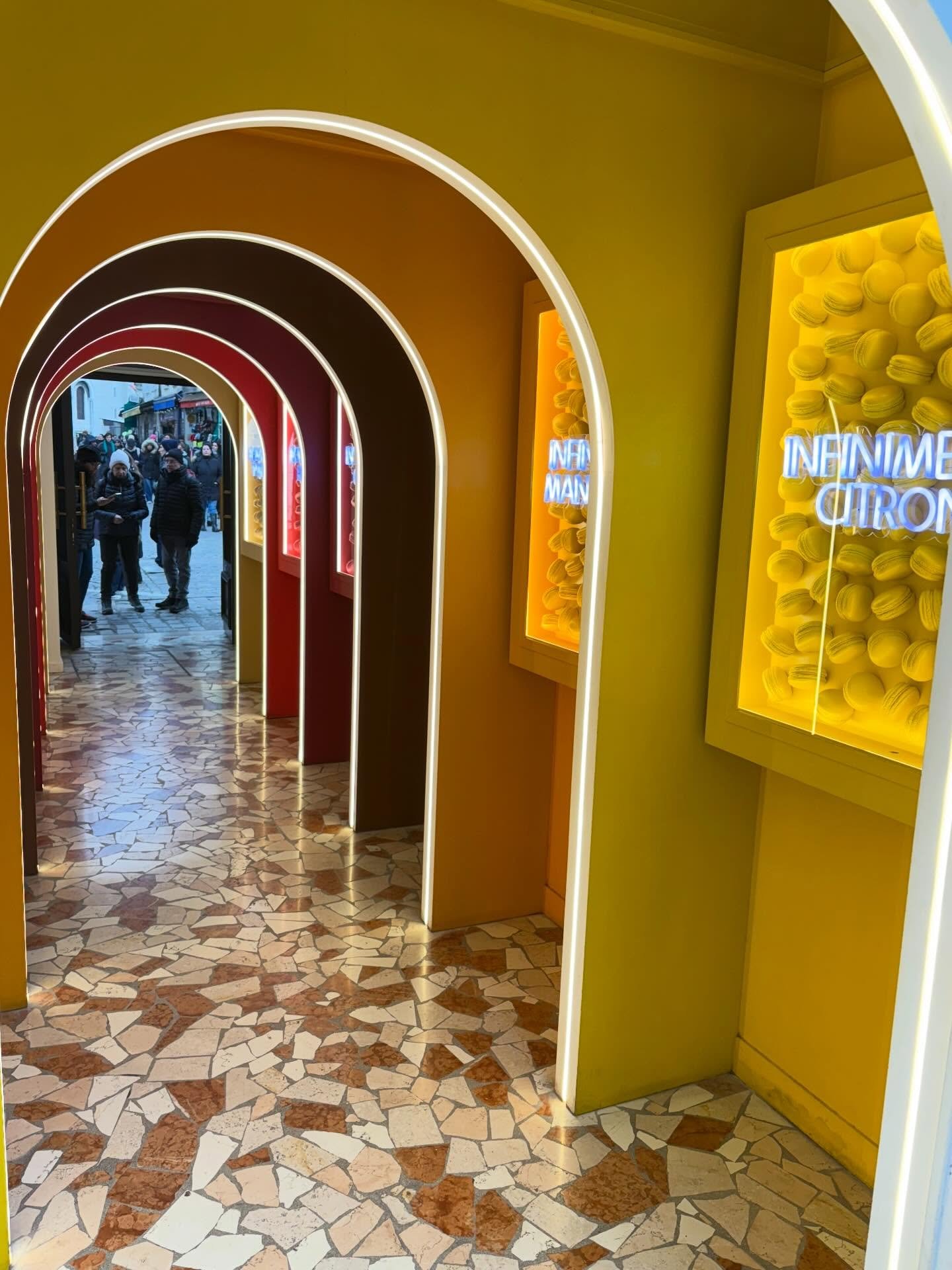 When in Paris&hellip;.

#typography #design #paris #pierreherm&eacute; #macarons