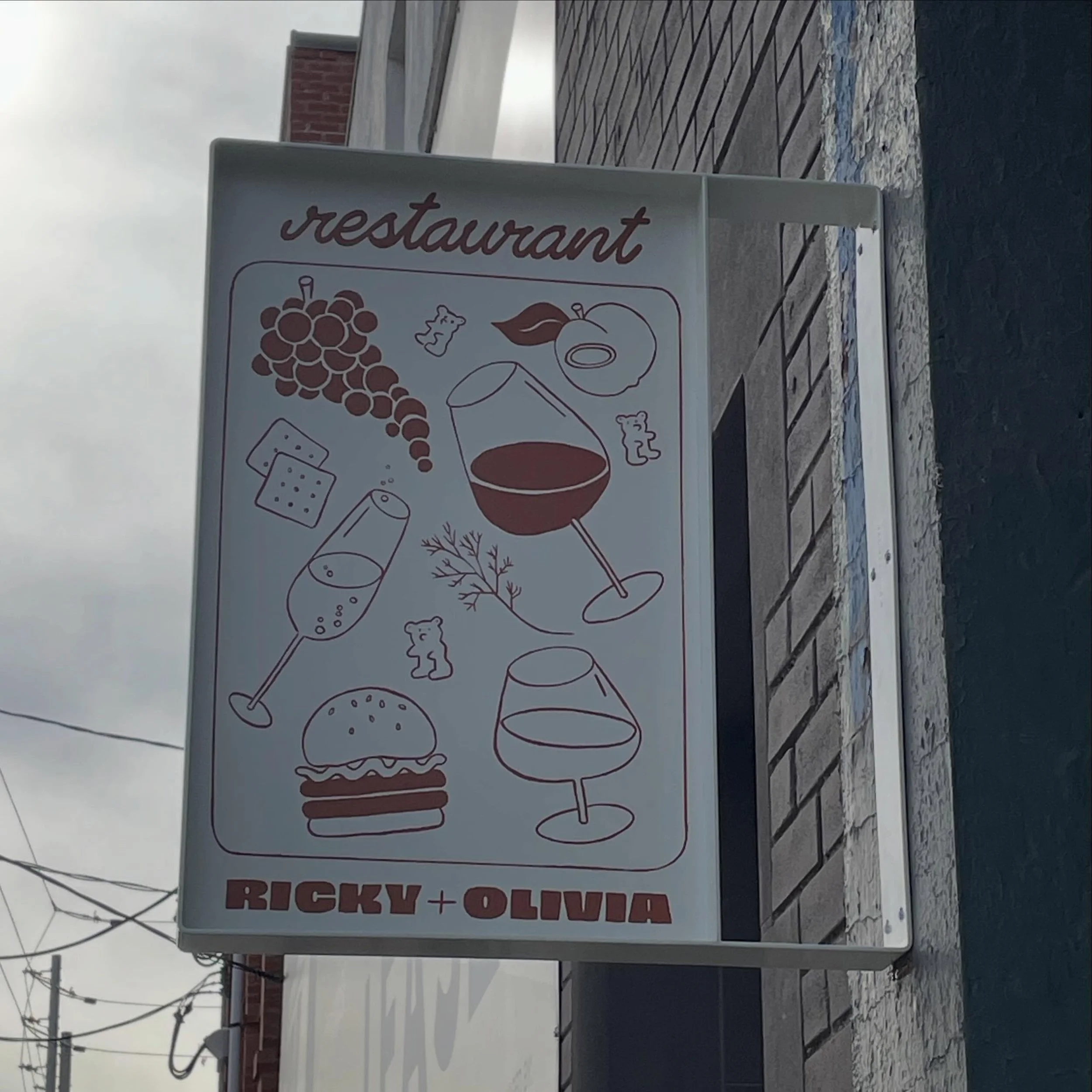 🍷🥂🍇🍑🍔

#typography #design #leslieville #rickyandolivia #restaurant
