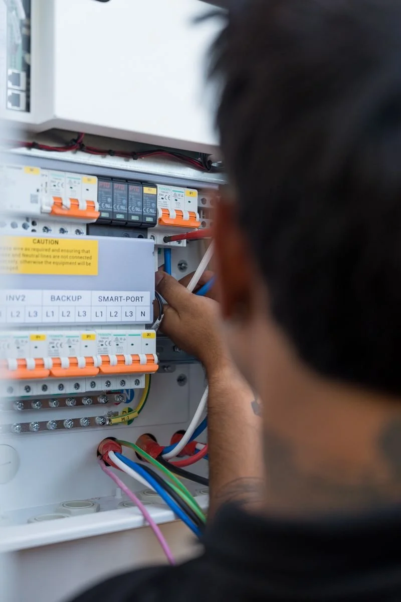 Why Choosing The Right Electrician In Adelaide Saves More Than Just Money