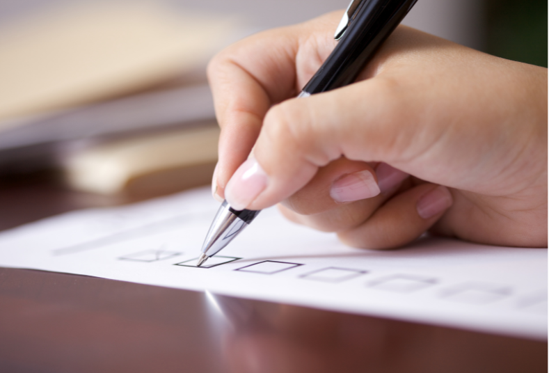A Mortgage Broker’s Year-End Checklist for Homeowners