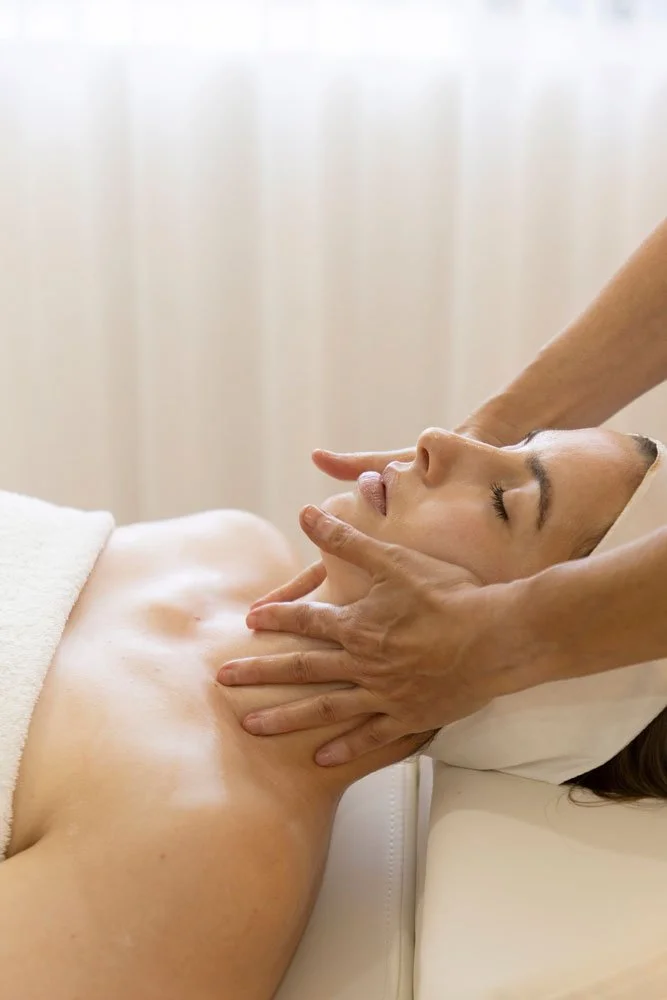 Business photography for In2Skin in Merimbula, Bega Valley, photographed by Honey Atkinson