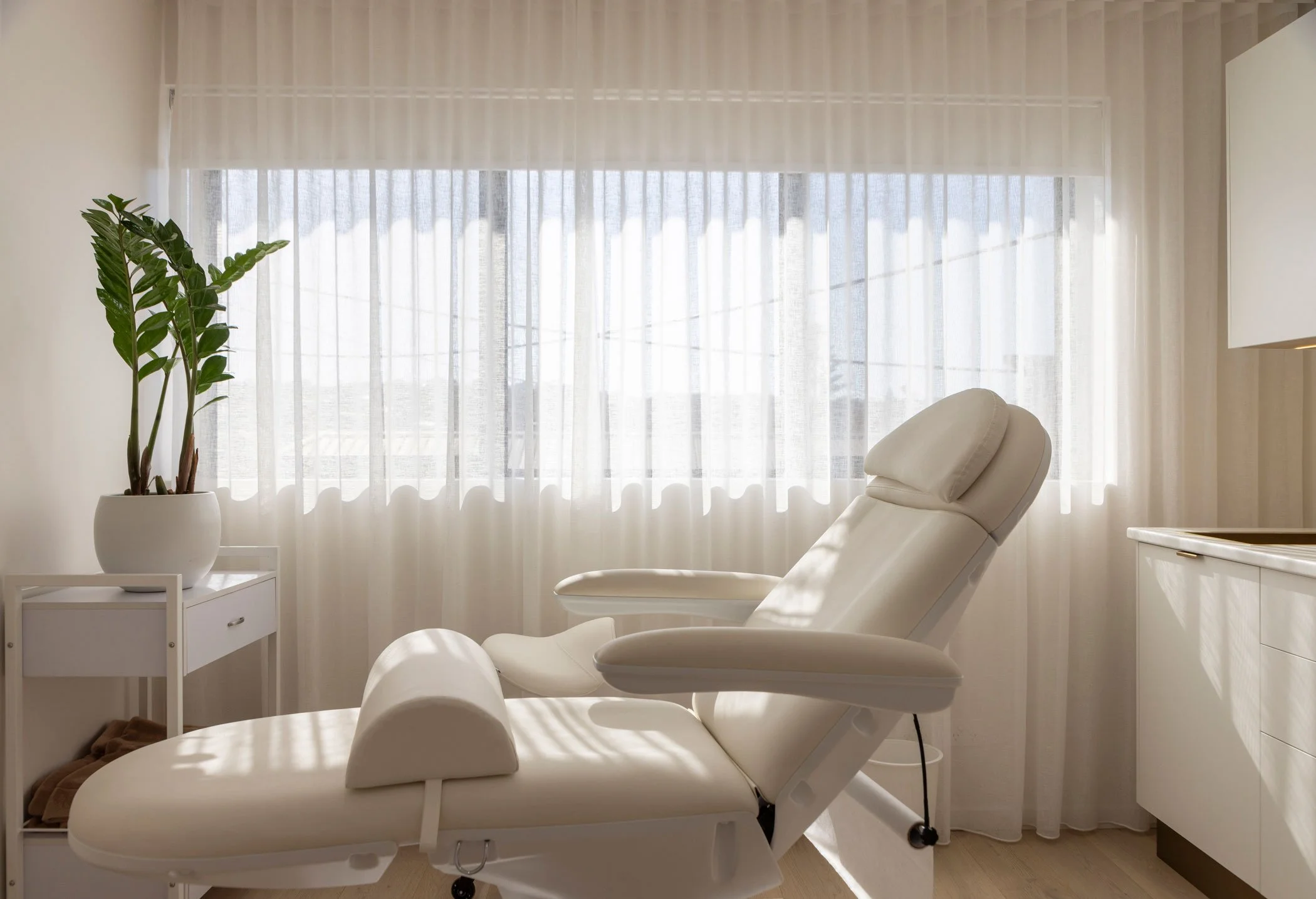 Brand photography for In2Skin in Merimbula, Bega Valley, photographed by Honey Atkinson