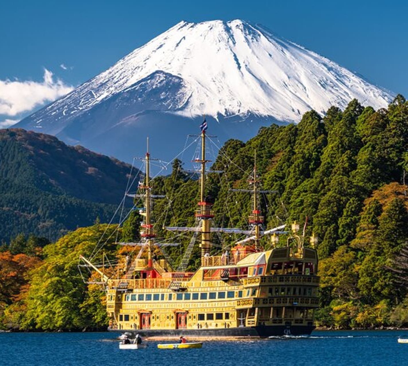a7029737-cfb1-4ad3-a751-288a3e3851bd_mt-fuji-5th-station-owakudani-ropeway-pirate-ship-plus-outlet-shopping-xlarge.jpg
